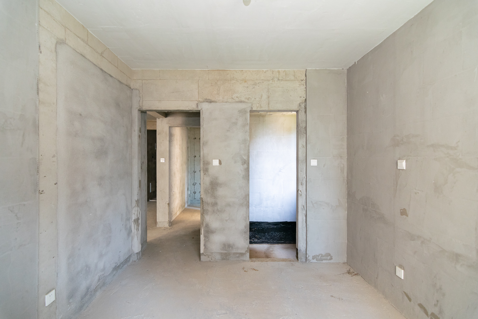 中粮鸿云 3室2厅2卫 65.0万 中粮鸿云 3室2厅2卫 65.0万卧室