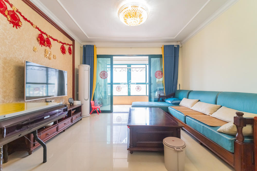 恒大翡翠华庭  3室2厅1卫    89.0万