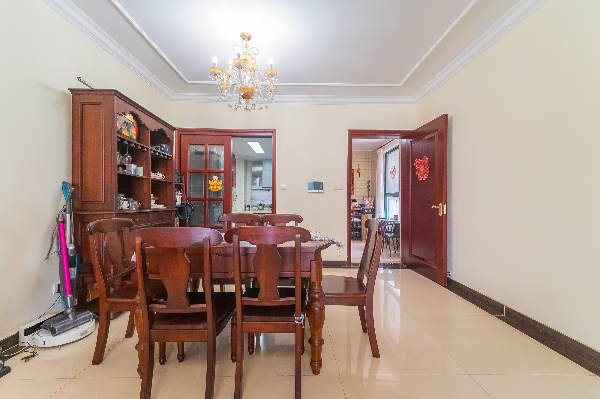 恒大翡翠华庭 3室2厅1卫 89.0万 恒大翡翠华庭 3室2厅1卫 89.0万客厅