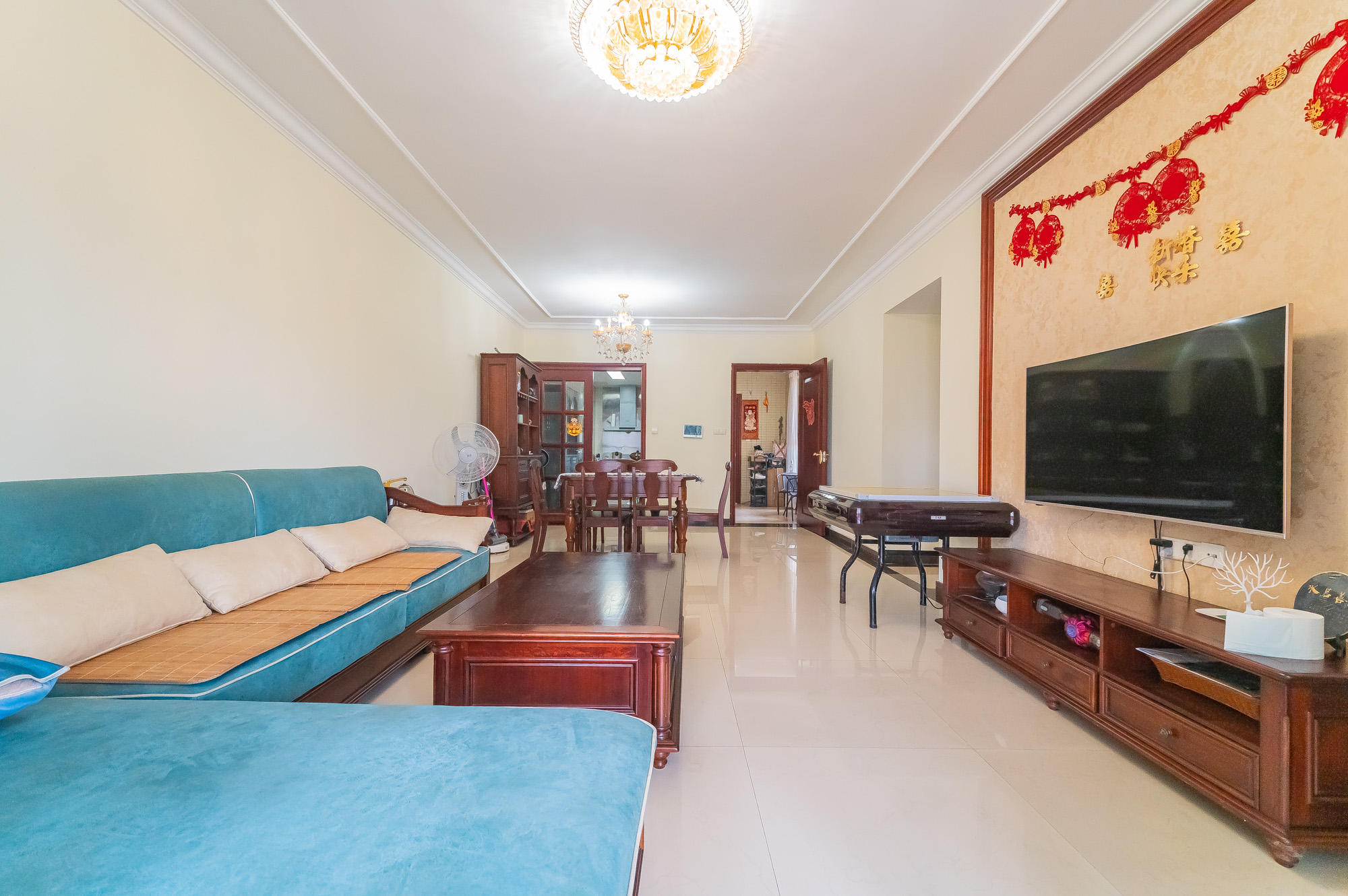 恒大翡翠华庭 3室2厅1卫 89.0万 恒大翡翠华庭 3室2厅1卫 89.0万客厅