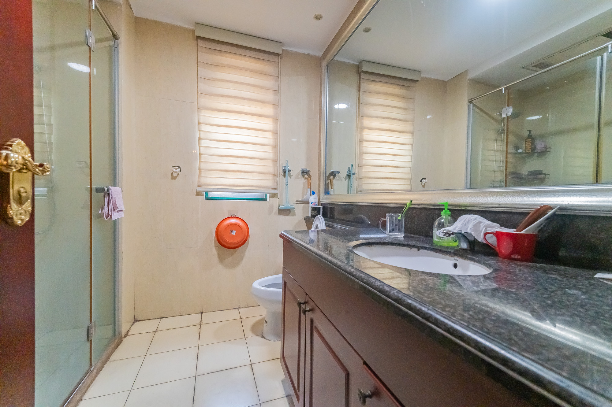 恒大翡翠华庭 3室2厅1卫 89.0万 恒大翡翠华庭 3室2厅1卫 89.0万卫生间