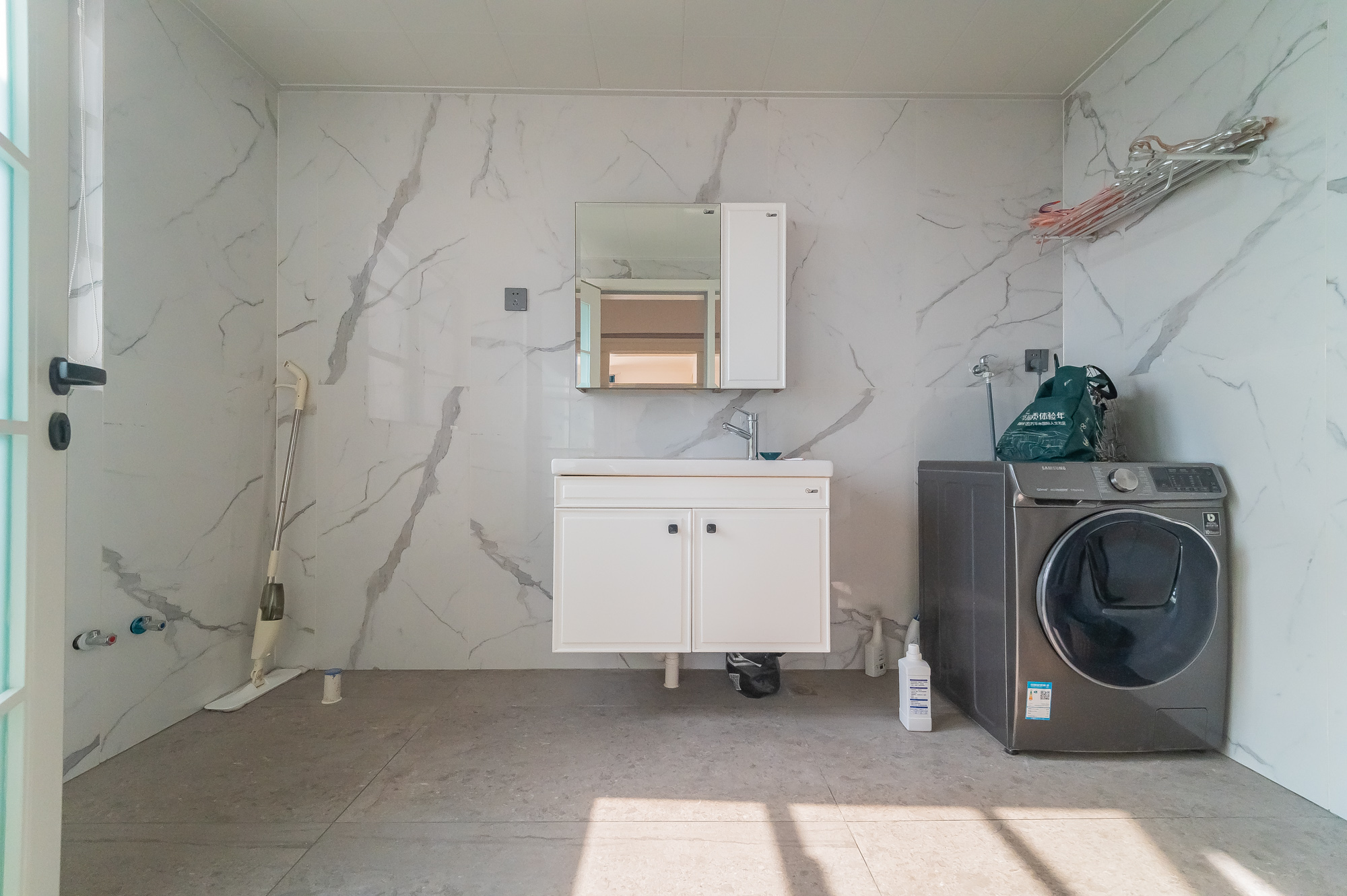 碧桂园威尼斯城 5室4厅5卫 396.0万 碧桂园威尼斯城 5室4厅5卫 396.0万卫生间