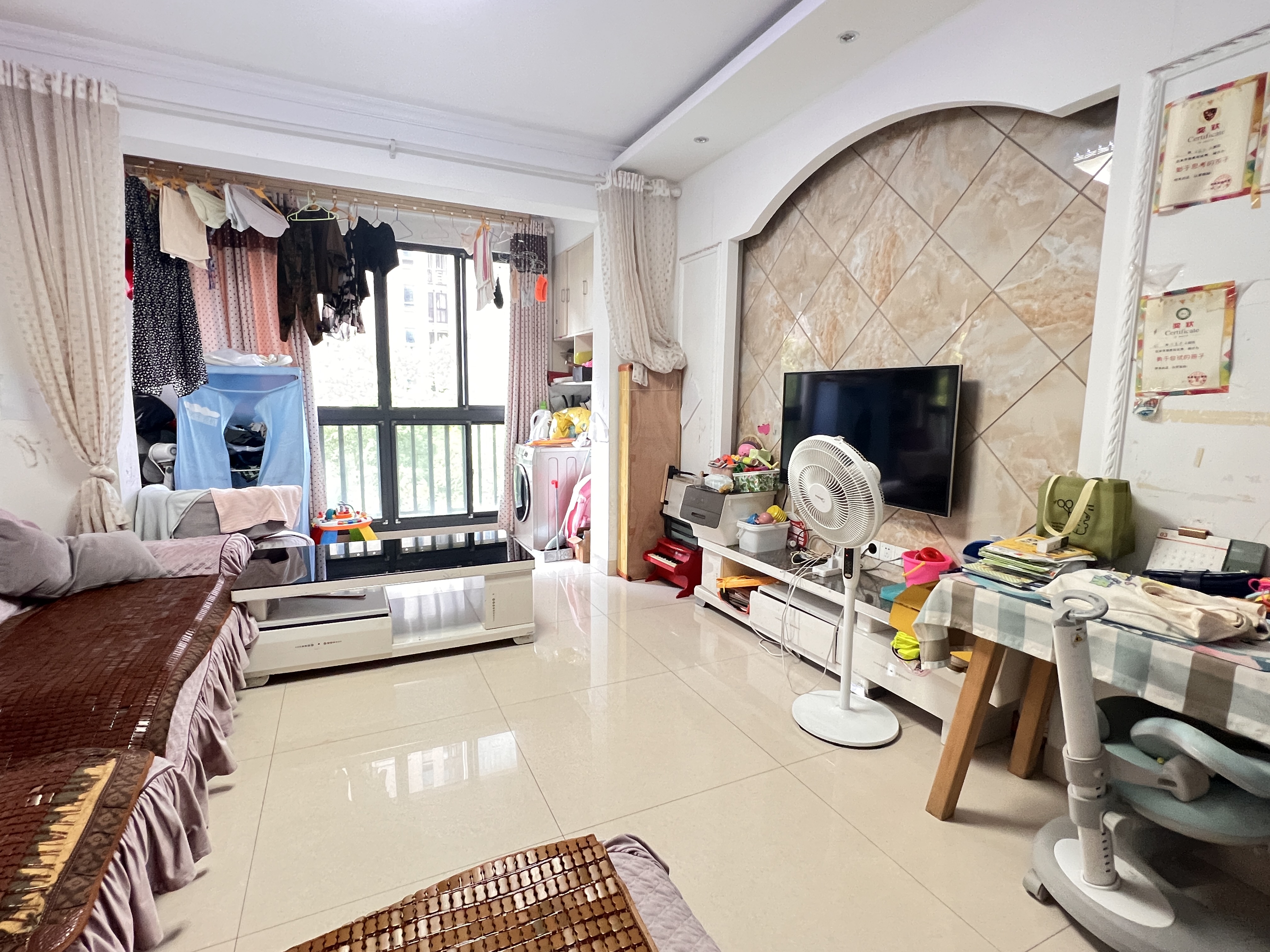 泰山公馆 2室2厅1卫 39.9万 泰山公馆 2室2厅1卫 39.9万室内图