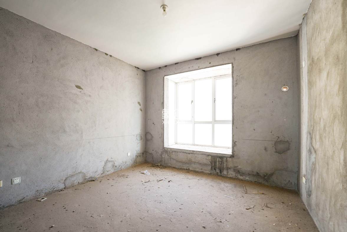 德泽苑  4室2厅2卫    78.0万 德泽苑  4室2厅2卫    78.0万卧室