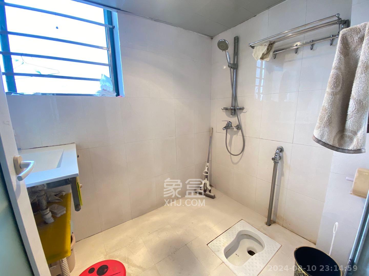清水小区（浪琴湾清水小区）  1室0厅1卫   1300.00元/月室内图
