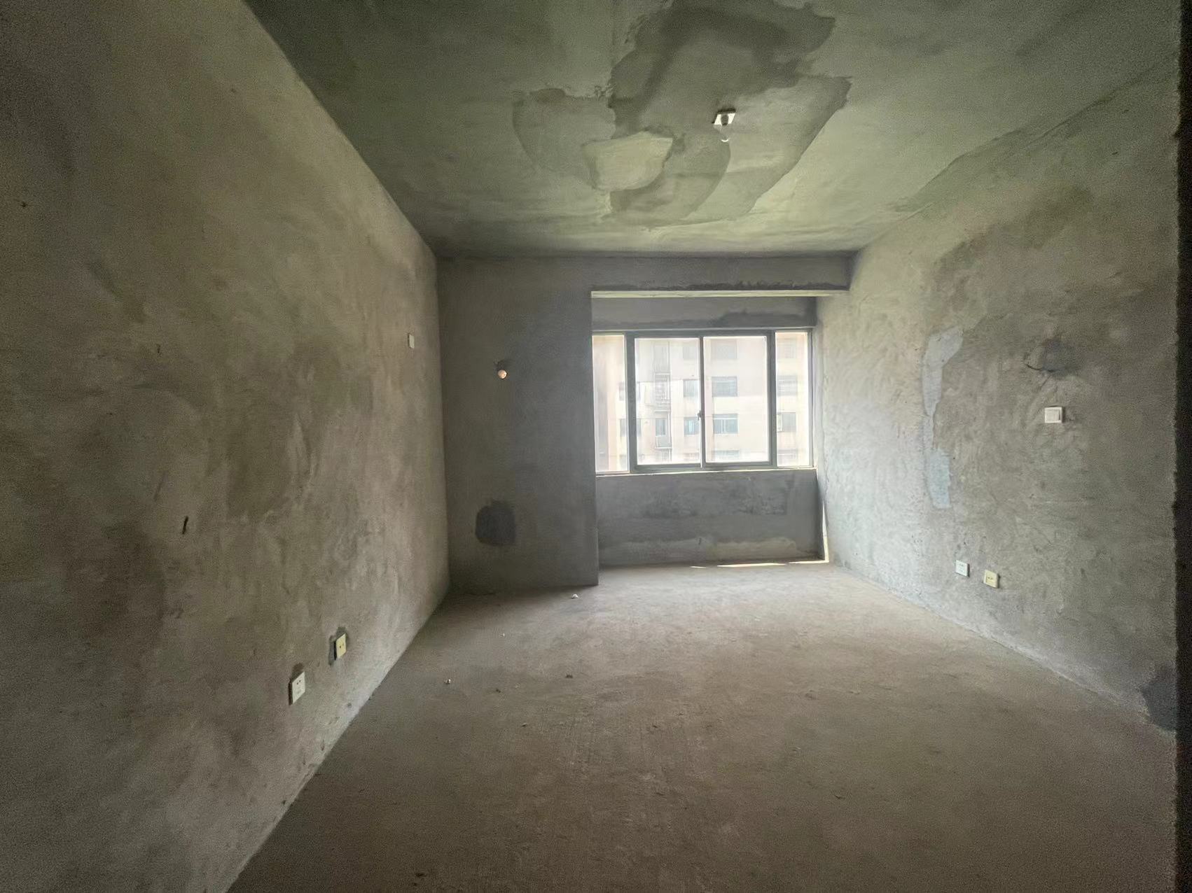 金质颐园 4室2厅2卫 75.9万 金质颐园 4室2厅2卫 75.9万室内图