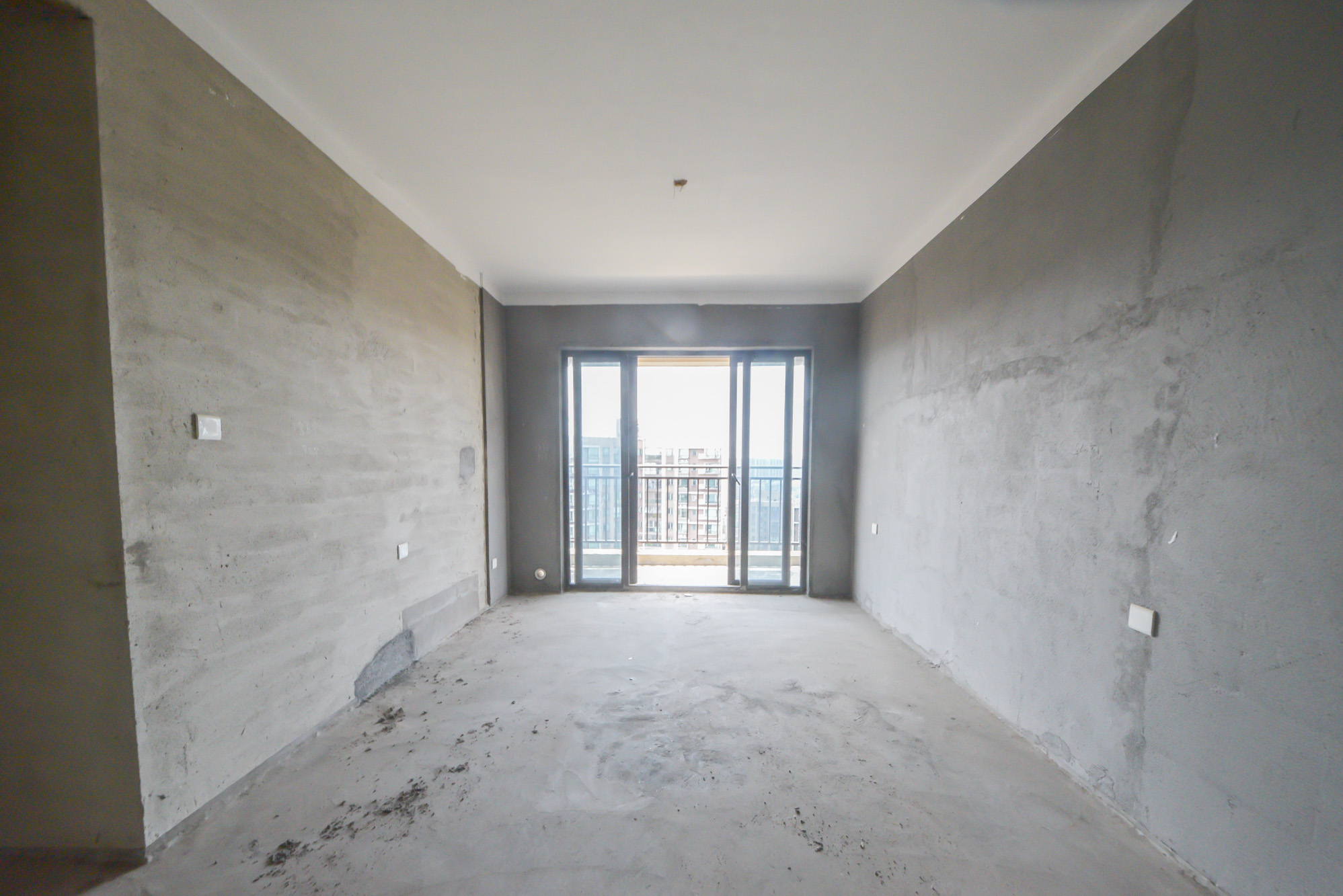 保利大都汇一期、二期 3室2厅2卫 82.0万 保利大都汇一期、二期 3室2厅2卫 82.0万客厅