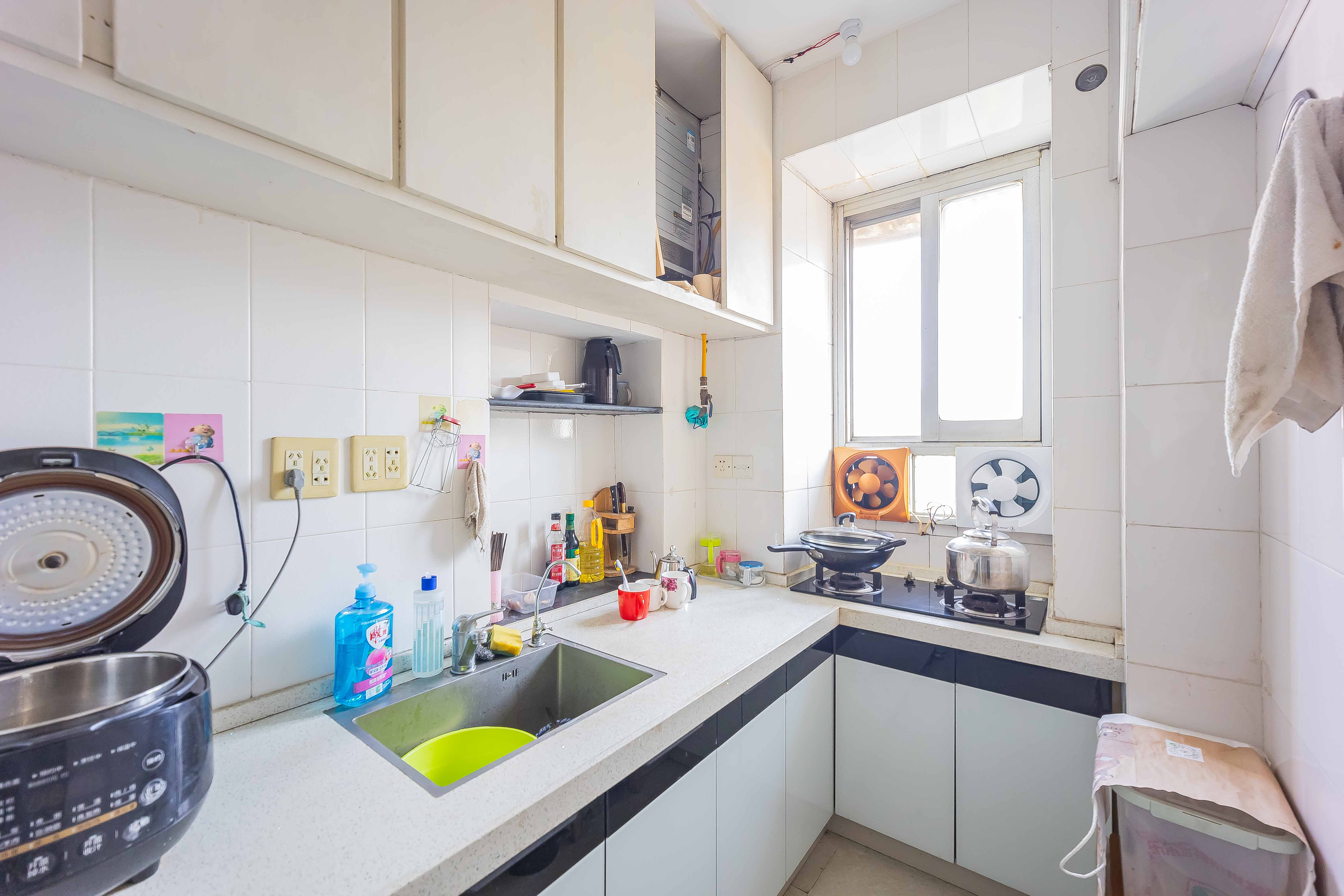 东塘电力院 2室1厅1卫 60.0万 东塘电力院 2室1厅1卫 60.0万厨房