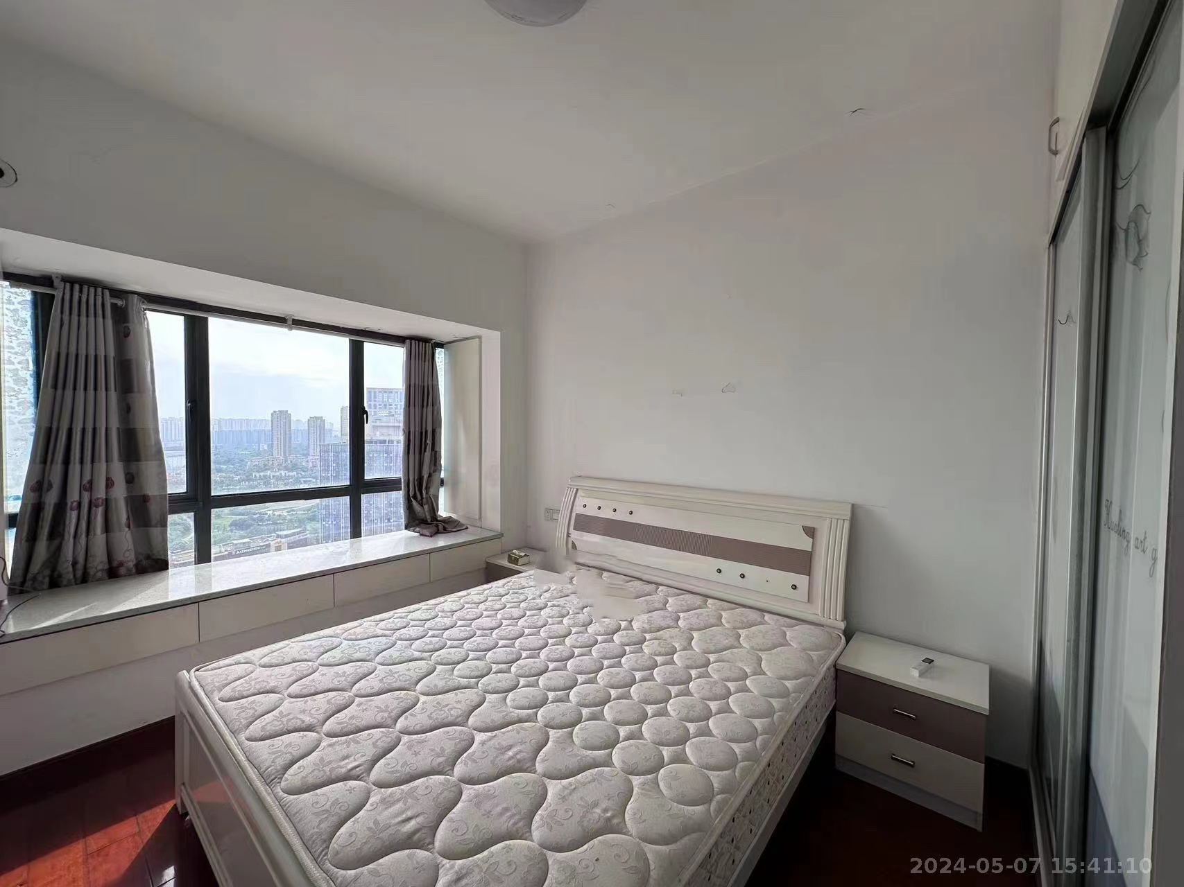 流金岁月-华晨国际 2室2厅1卫 60.0万 流金岁月-华晨国际 2室2厅1卫 60.0万室内图