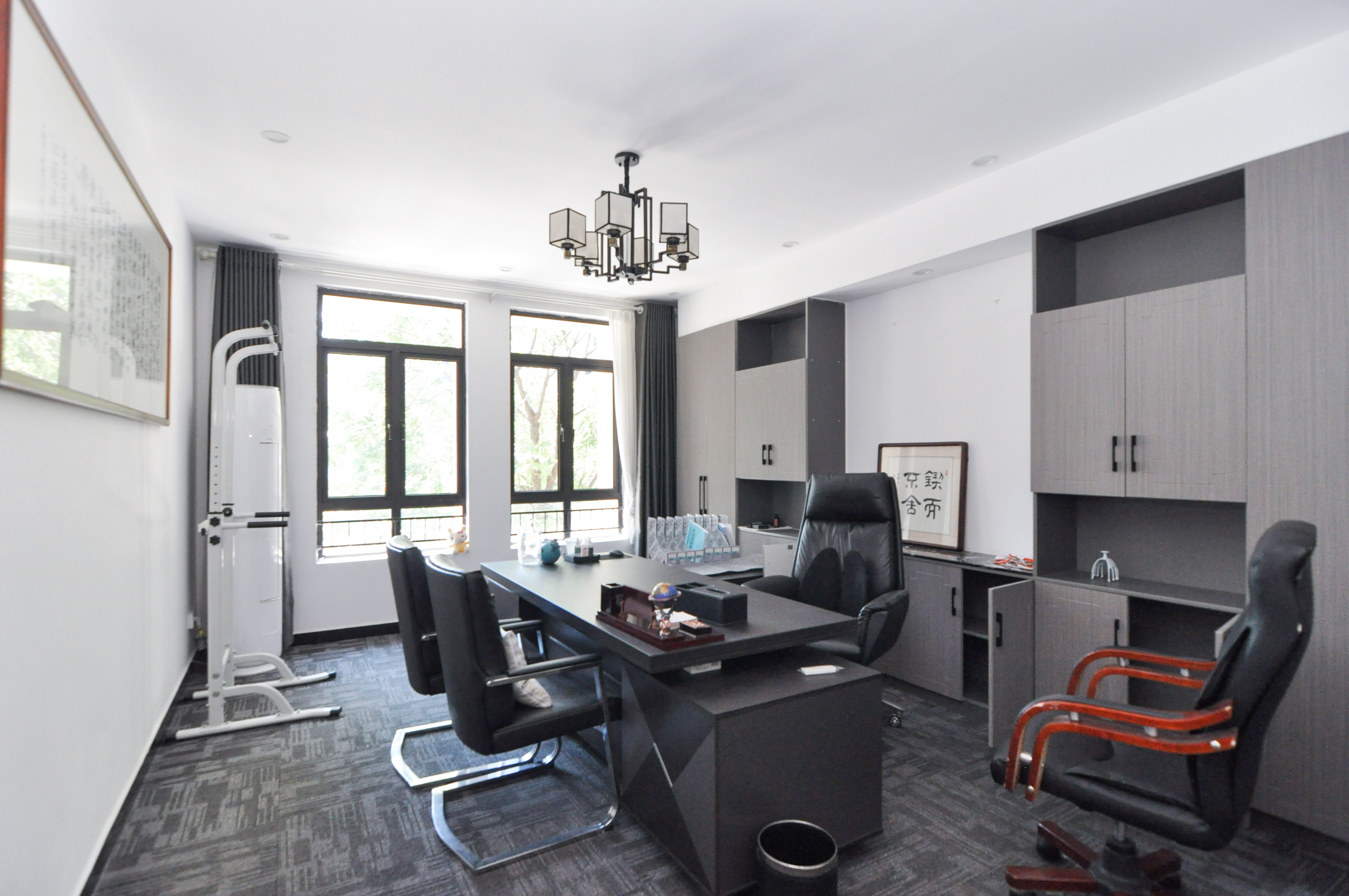 中海梅溪湖壹号  6室2厅3卫    758.0万 中海梅溪湖壹号  6室2厅3卫    758.0万客厅