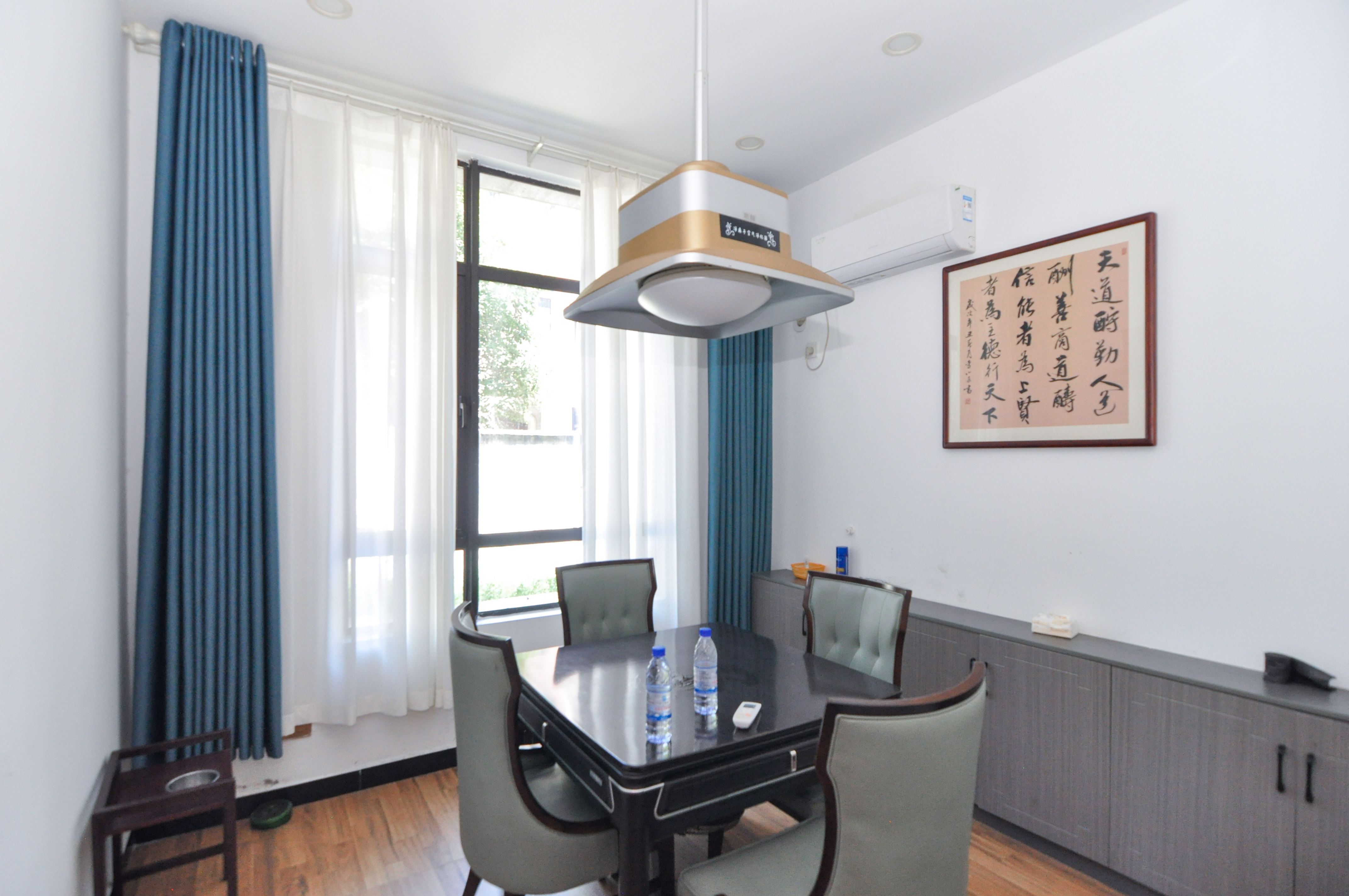 中海梅溪湖壹号  6室2厅3卫    758.0万 中海梅溪湖壹号  6室2厅3卫    758.0万其他