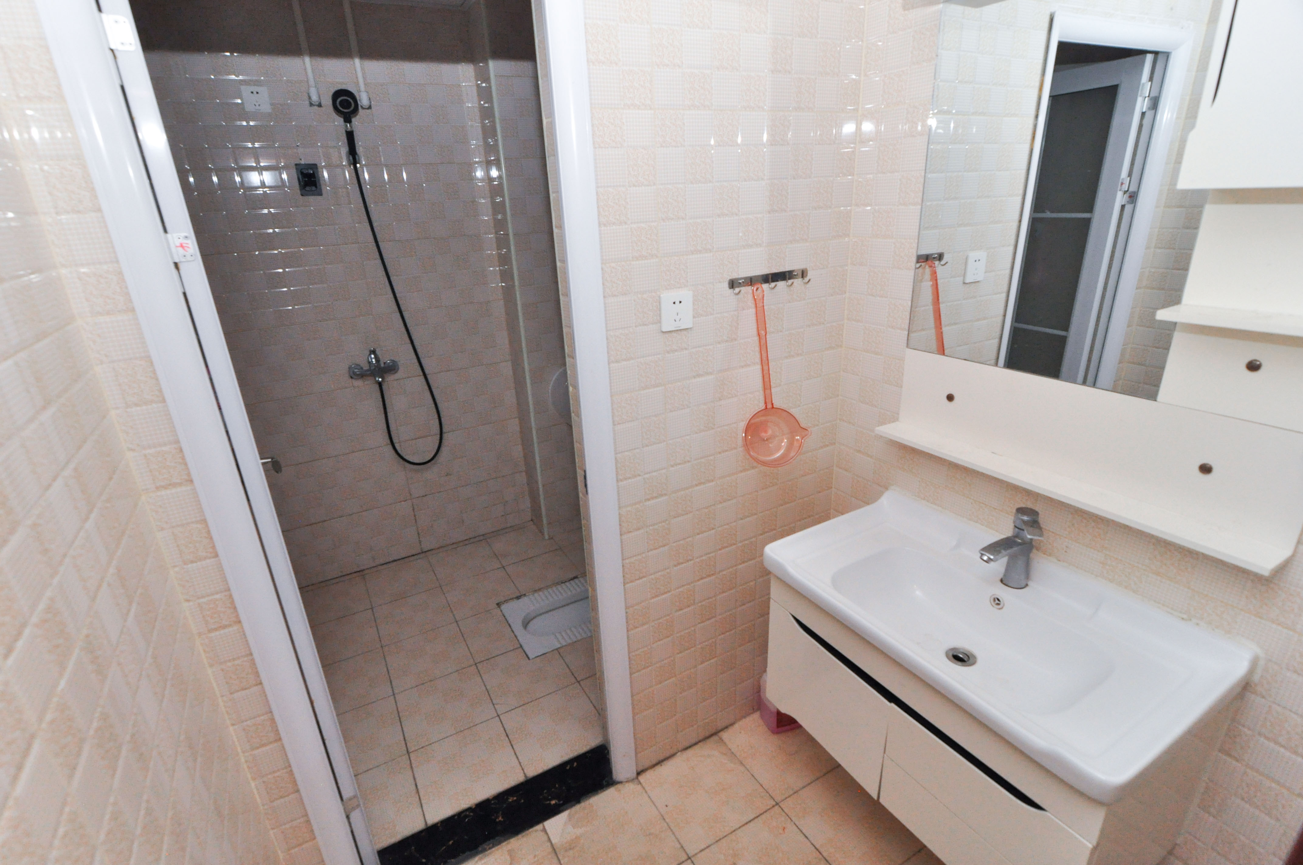 中海梅溪湖壹号  6室2厅3卫    758.0万 中海梅溪湖壹号  6室2厅3卫    758.0万其他