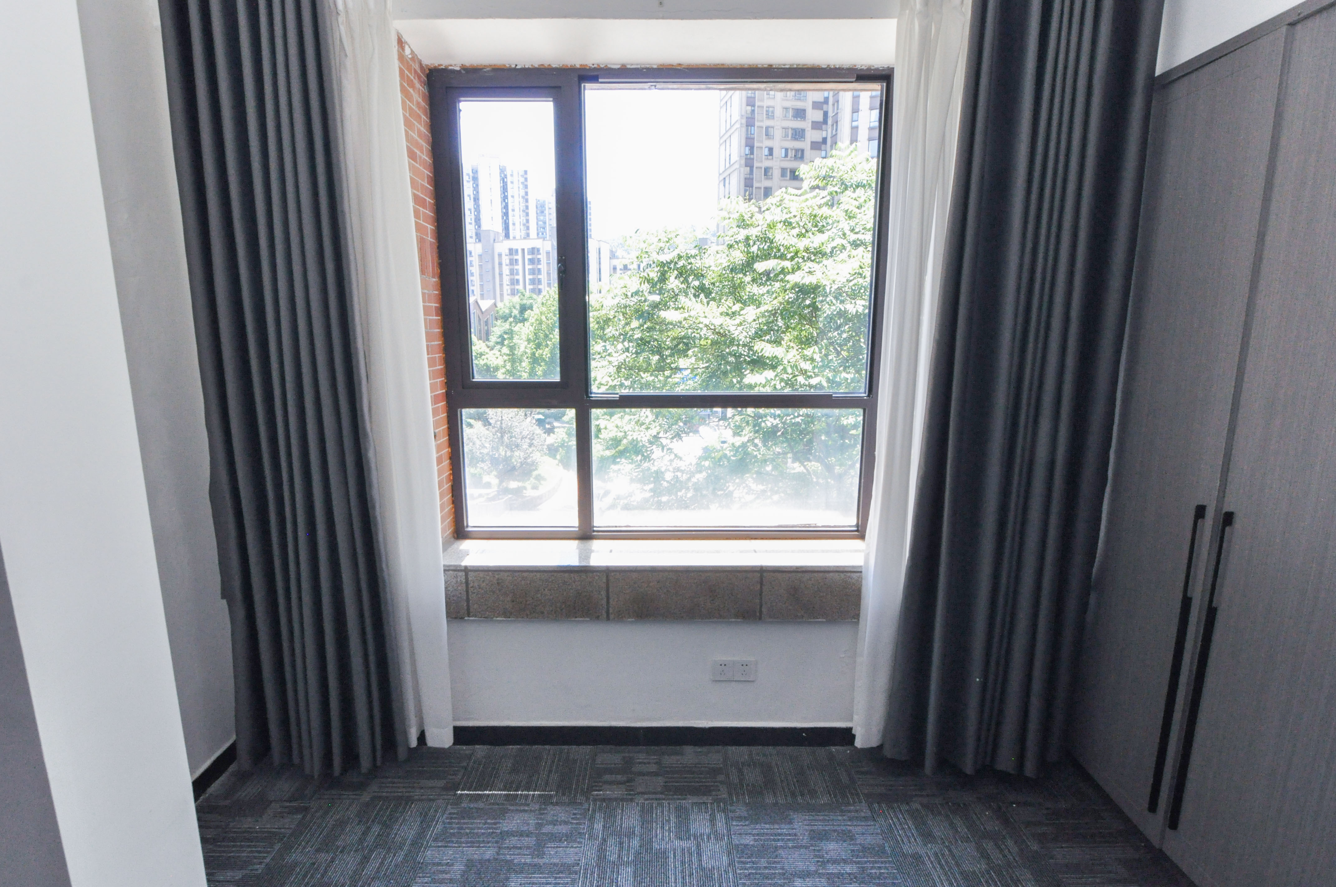 中海梅溪湖壹号  6室2厅3卫    758.0万 中海梅溪湖壹号  6室2厅3卫    758.0万其他