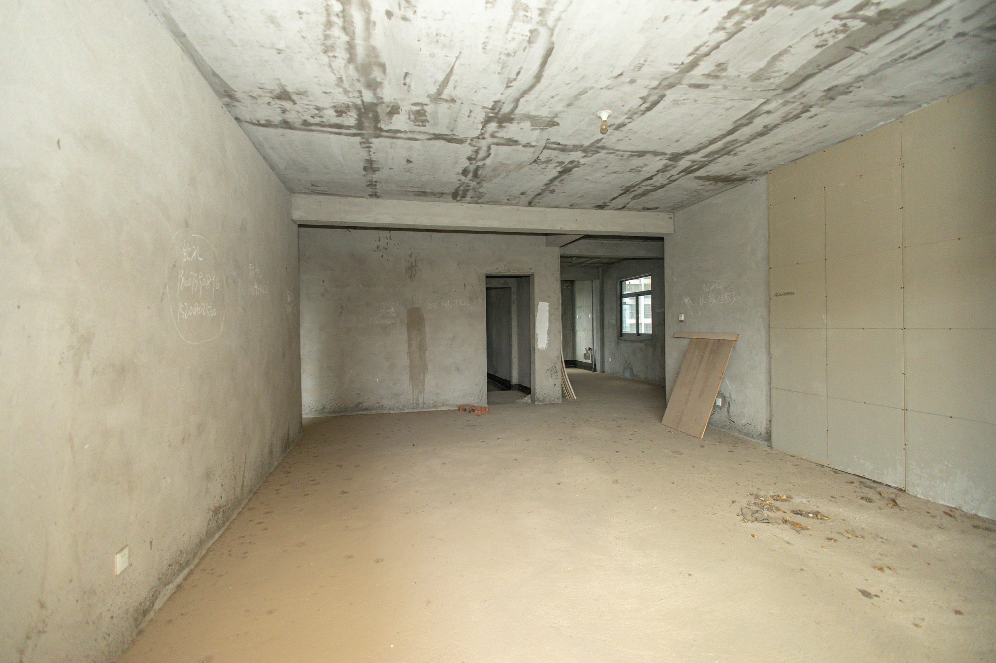 星电恬园  3室2厅2卫    120.0万 星电恬园  3室2厅2卫    120.0万客厅