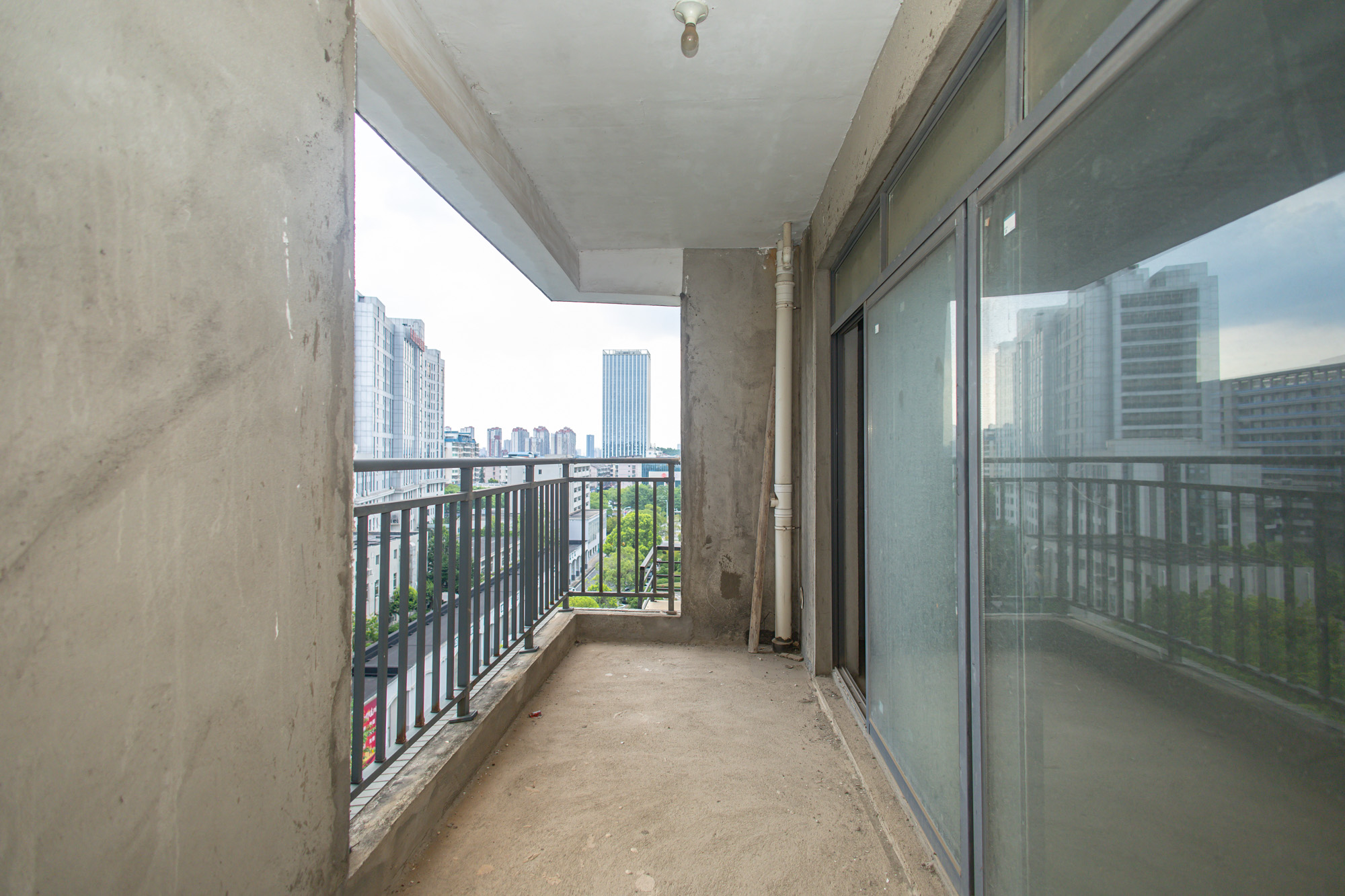 星电恬园  3室2厅2卫    120.0万 星电恬园  3室2厅2卫    120.0万阳台