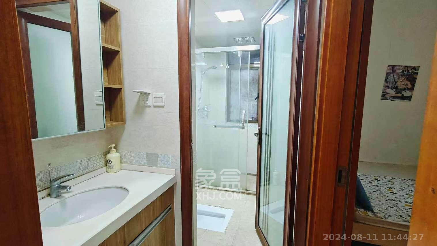 江山帝景哈佛 3室2厅2卫 2050.0元/月 江山帝景哈佛 3室2厅2卫 2050.0元/月室内图