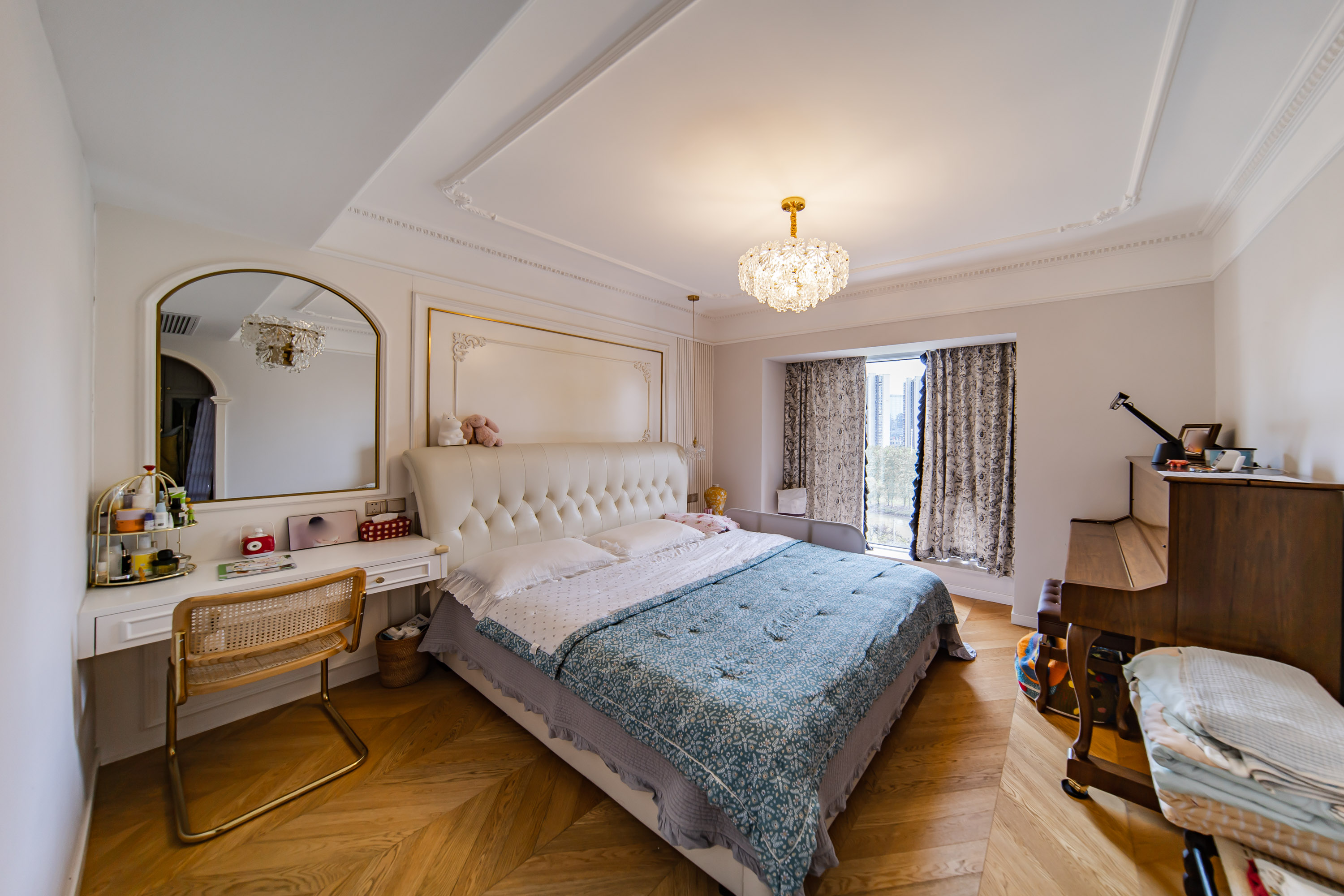 兰亭湾畔 4室2厅2卫 195.0万 兰亭湾畔 4室2厅2卫 195.0万卧室