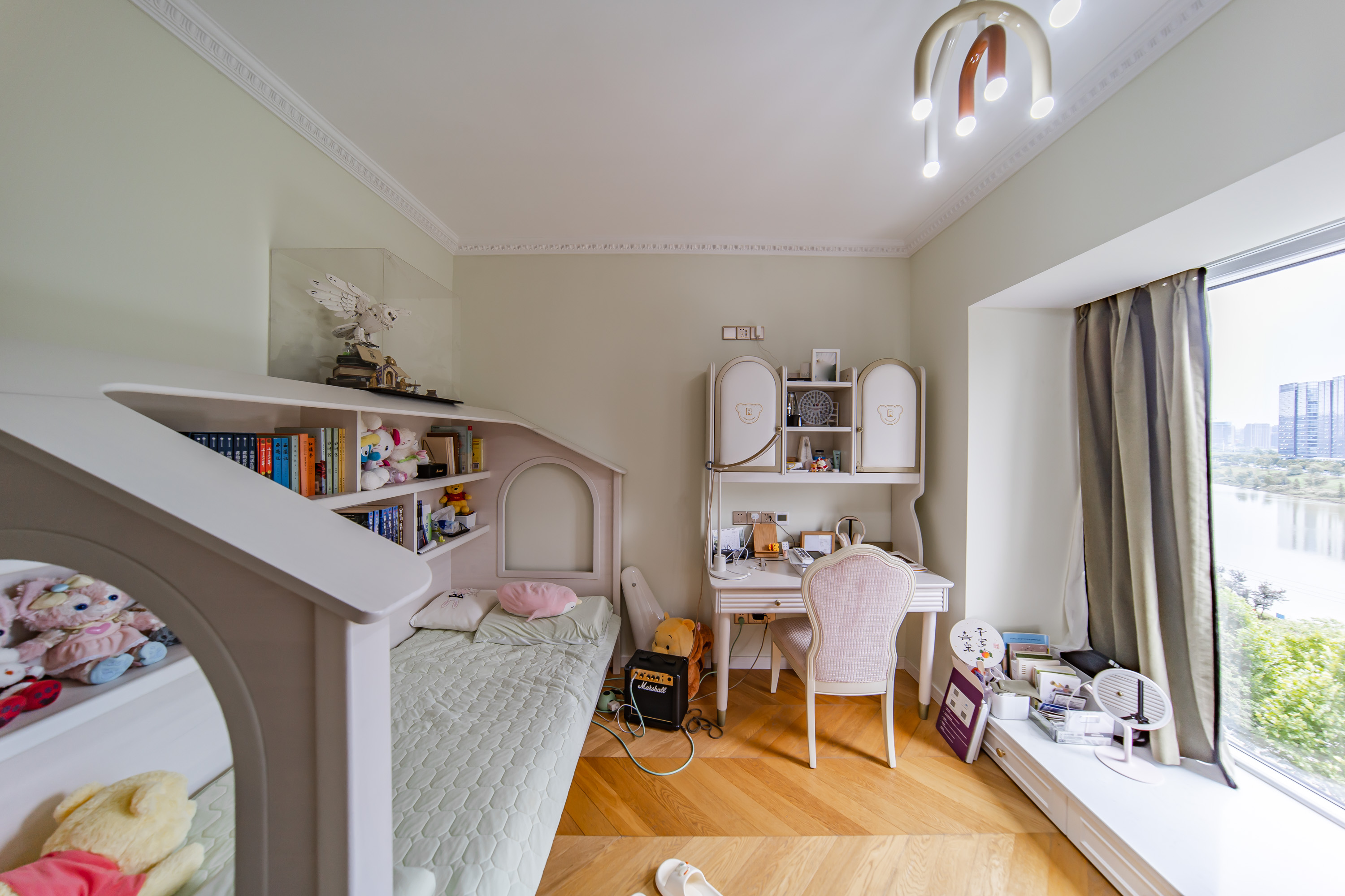 兰亭湾畔 4室2厅2卫 195.0万 兰亭湾畔 4室2厅2卫 195.0万卧室