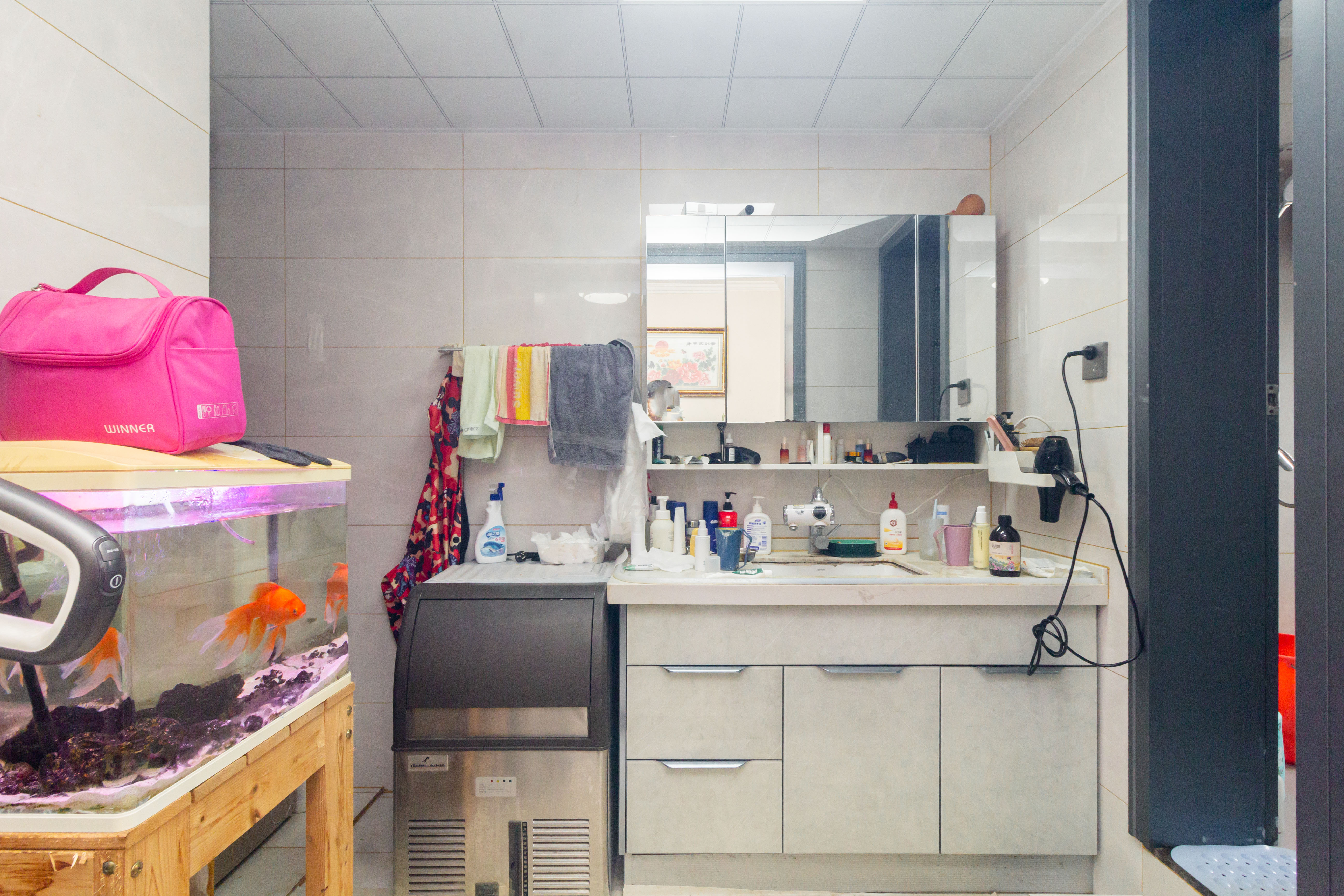 湖南有色地质勘查局宿舍（榔梨镇）  4室2厅2卫    105.0万卫生间