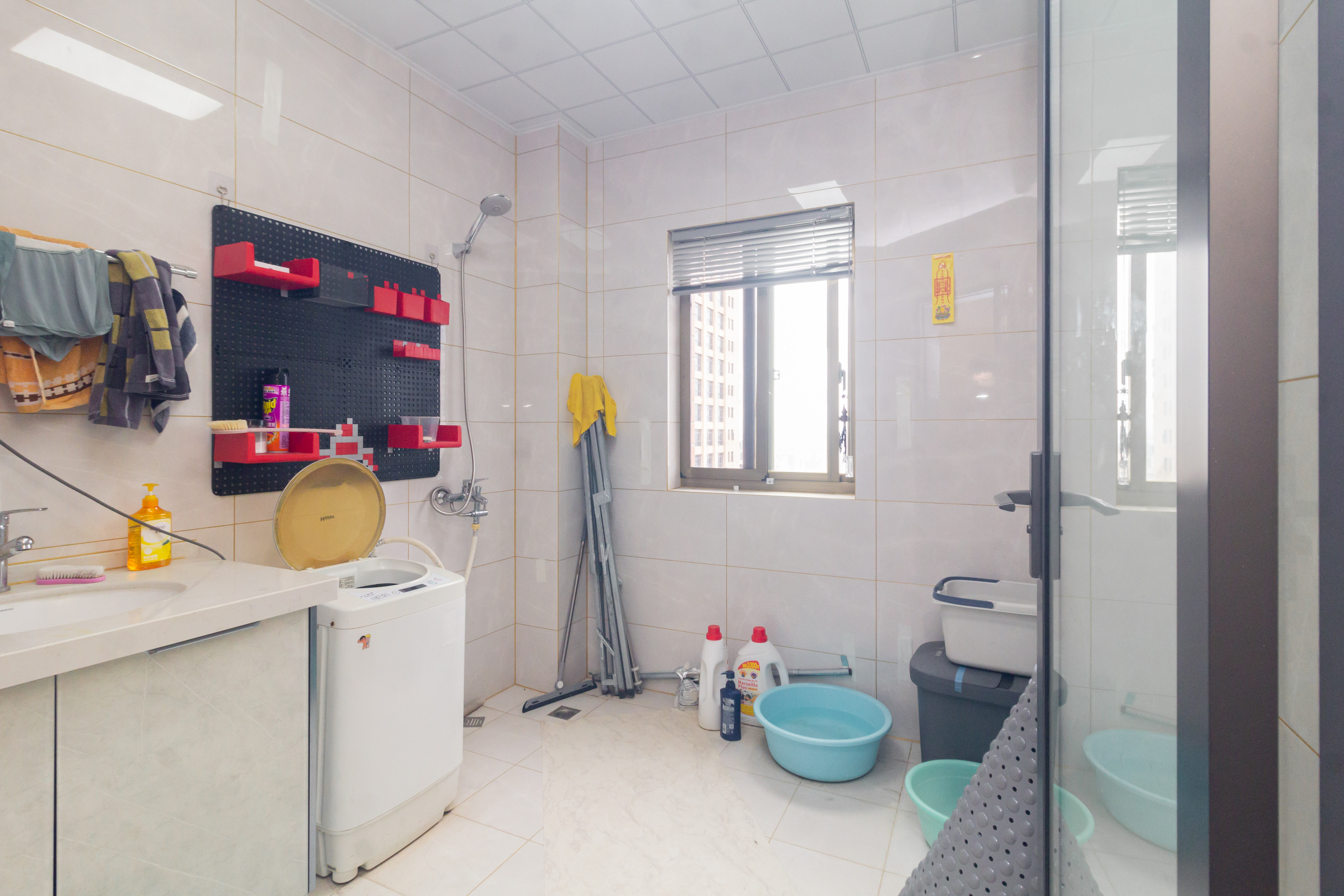 湖南有色地质勘查局宿舍（榔梨镇）  4室2厅2卫    105.0万卫生间