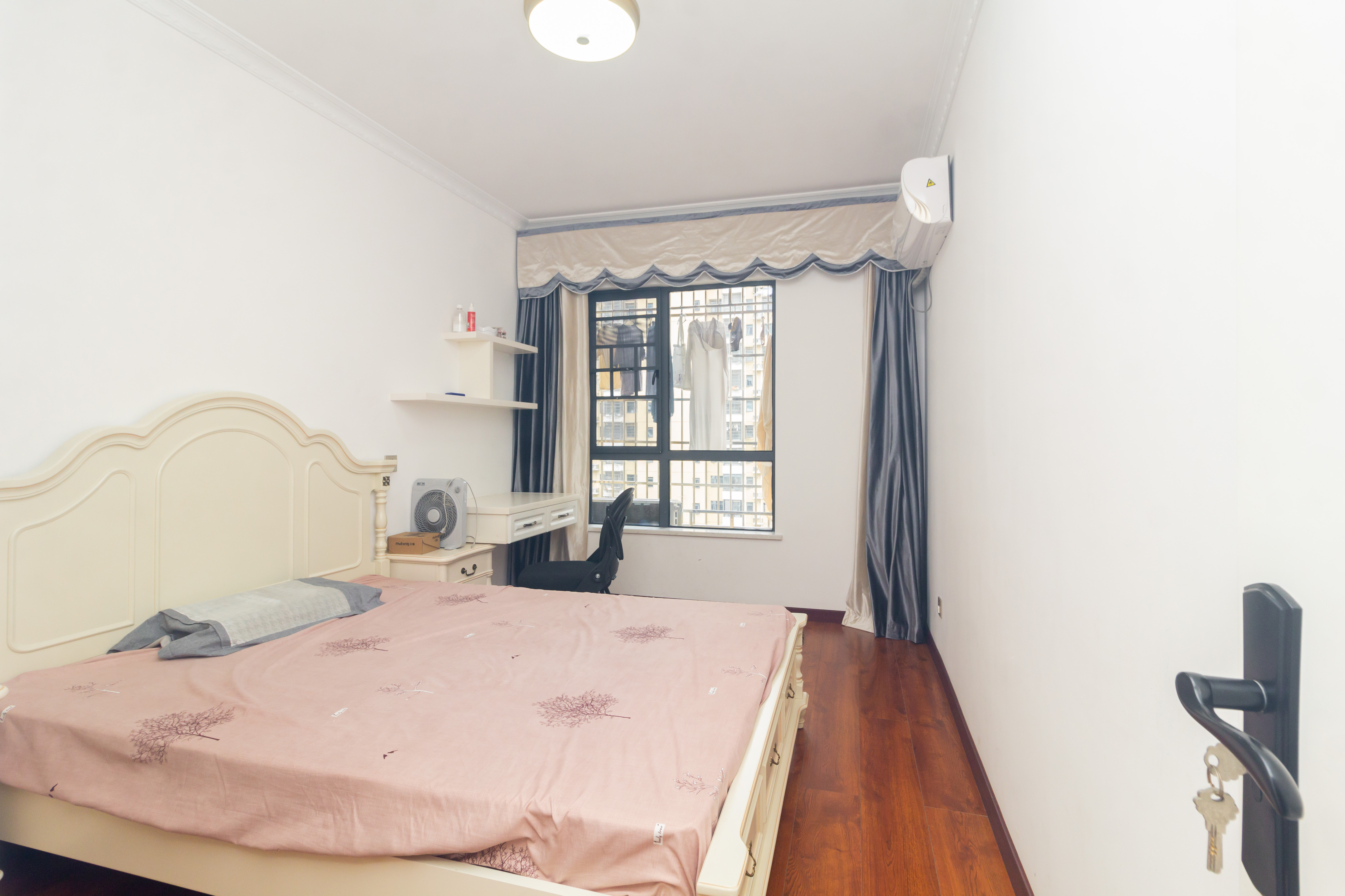 中国铁建国际城二期  4室2厅2卫    105.8万 中国铁建国际城二期  4室2厅2卫    105.8万卧室