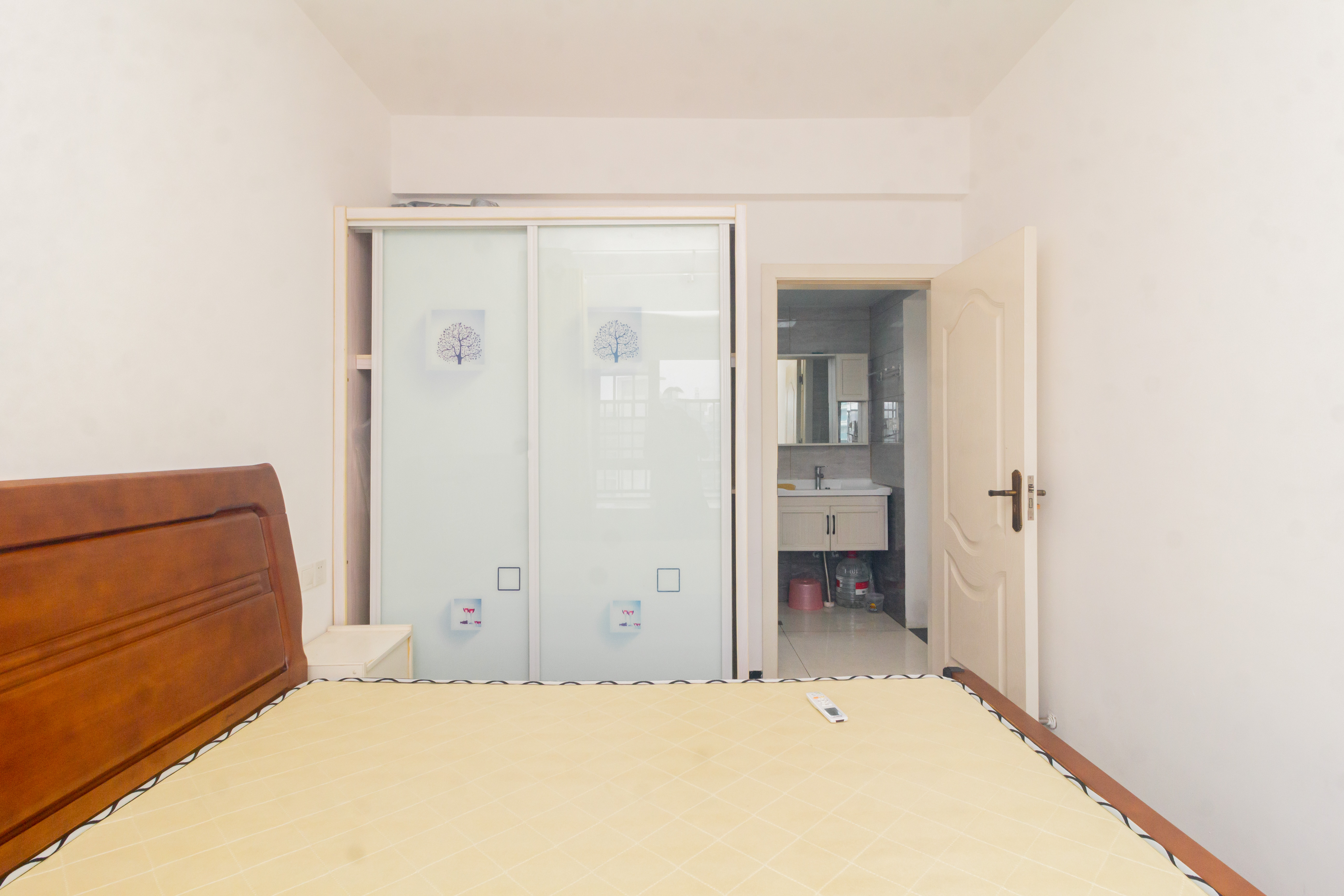 中交中央公园D4区  3室2厅1卫   106.00万卧室