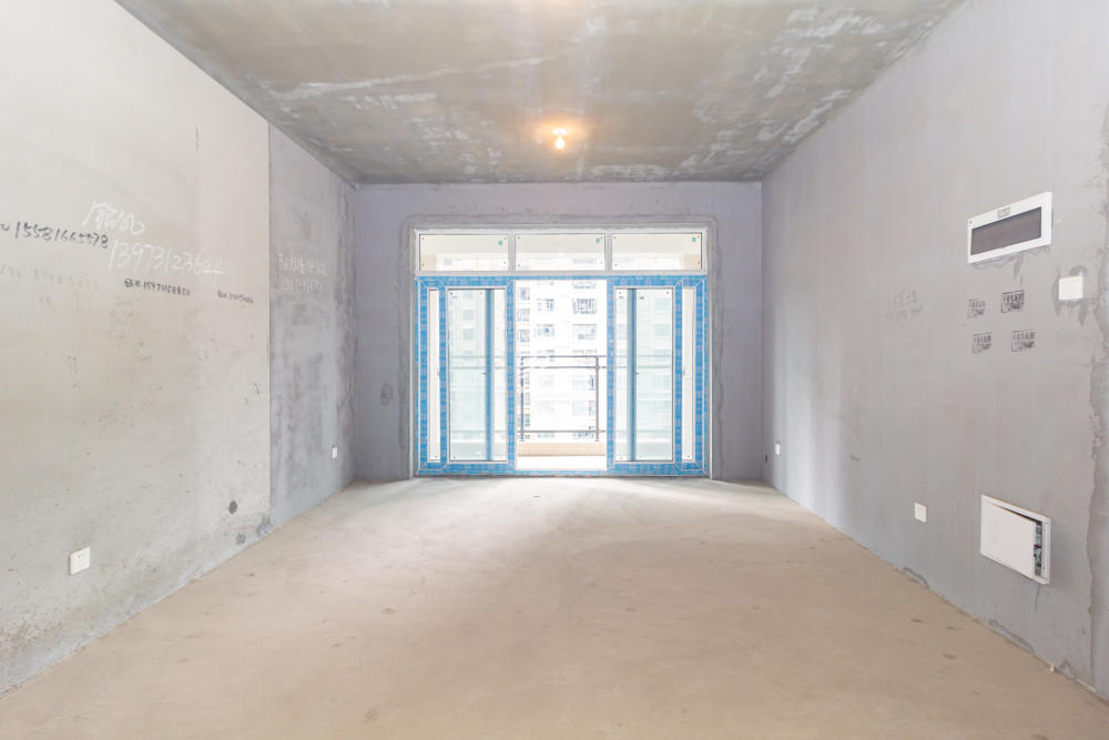 辉煌国际城二期  4室2厅2卫    108.0万