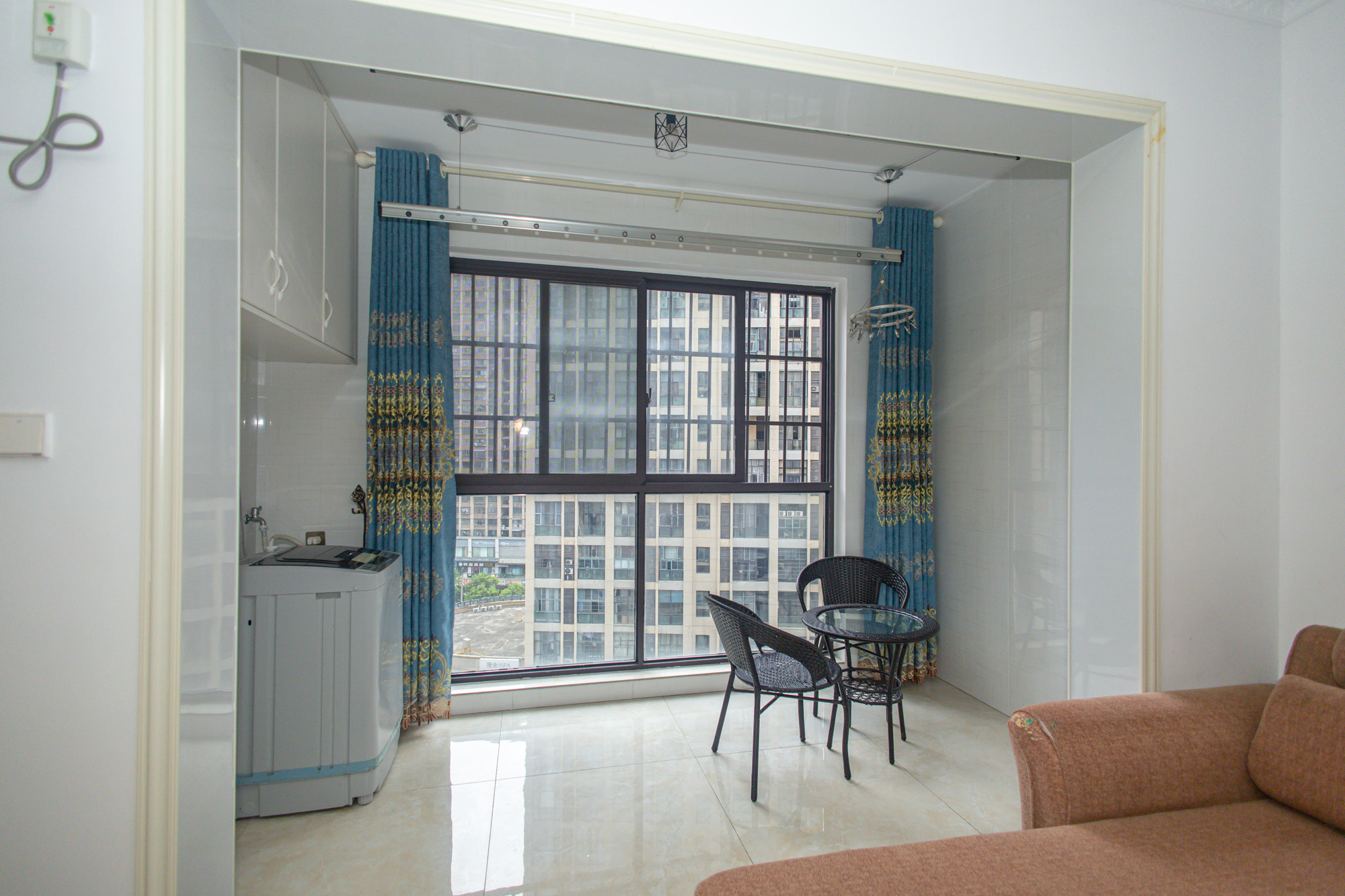 金科时代中心 3室2厅1卫 79.8万 金科时代中心 3室2厅1卫 79.8万阳台