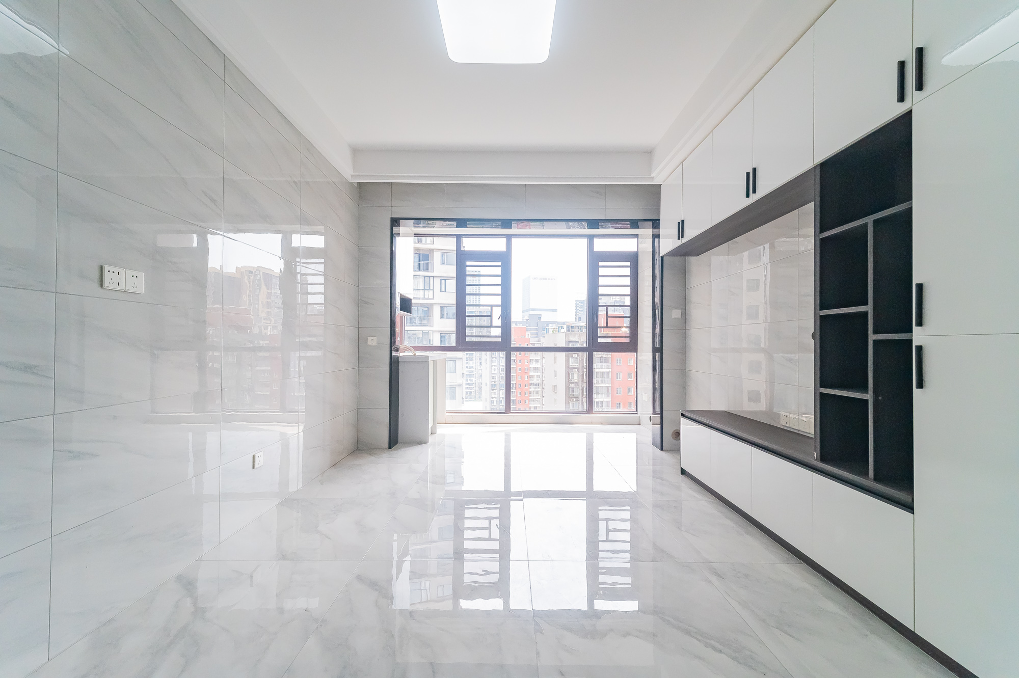 恒基凯旋门三期  3室2厅1卫    88.8万 恒基凯旋门三期  3室2厅1卫    88.8万客厅