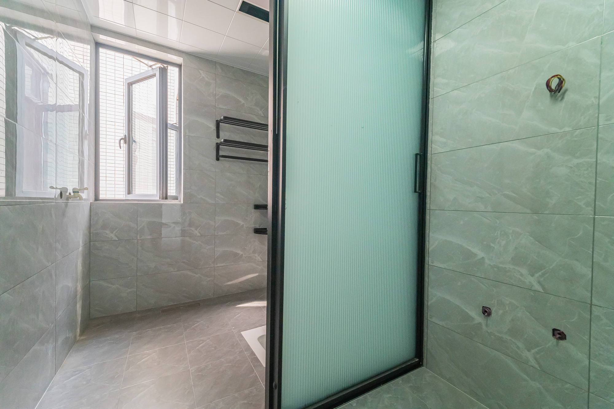 恒基凯旋门三期  3室2厅1卫    88.8万 恒基凯旋门三期  3室2厅1卫    88.8万卫生间