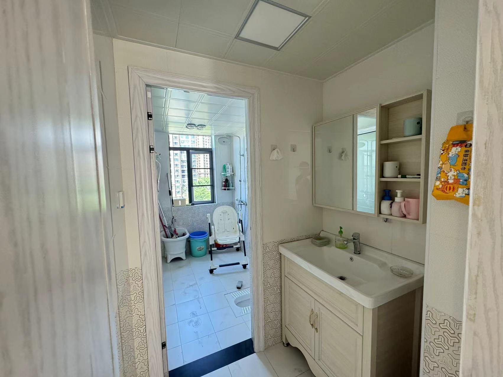 城市公园 4室2厅2卫 60.0万 城市公园 4室2厅2卫 60.0万室内图