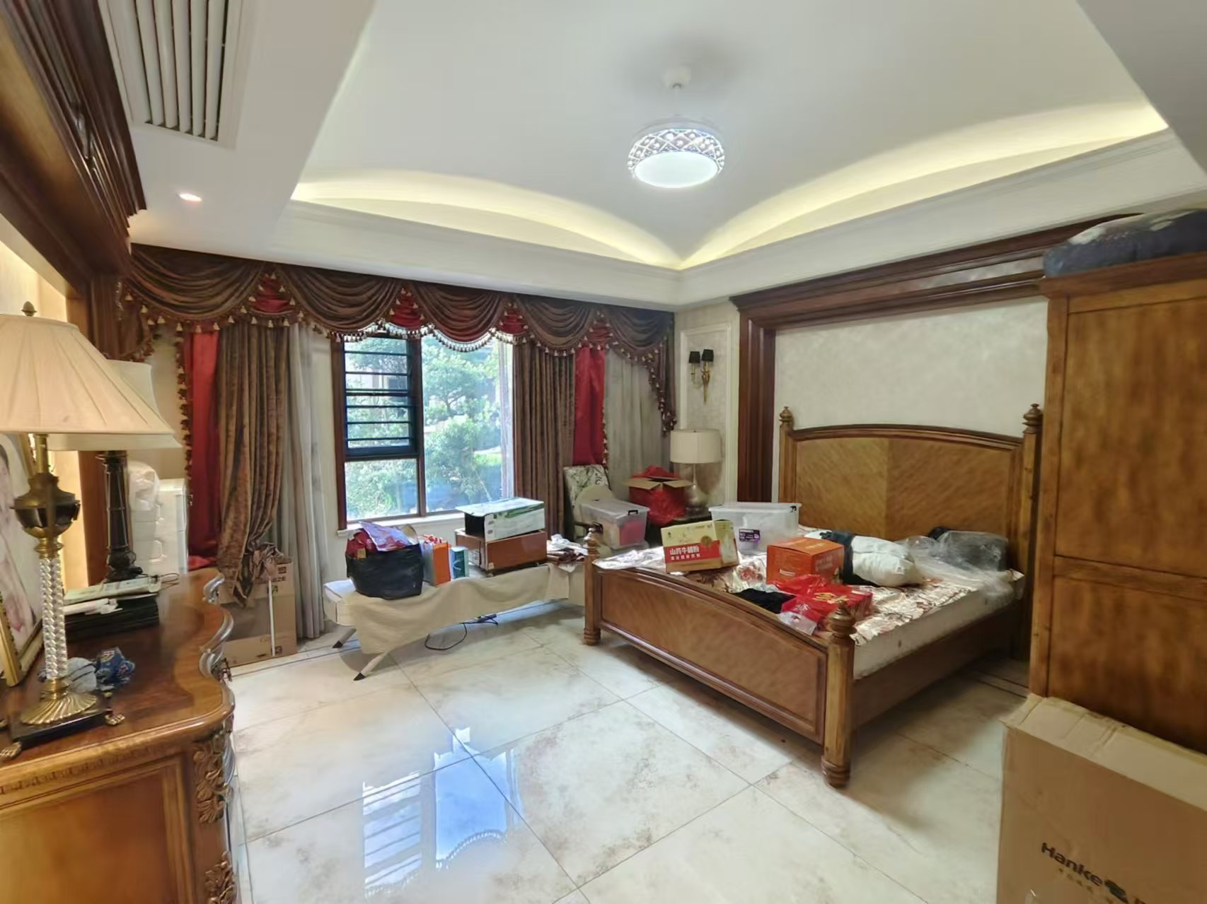 山语云栖 8室3厅3卫 500.0万 山语云栖 8室3厅3卫 500.0万室内图