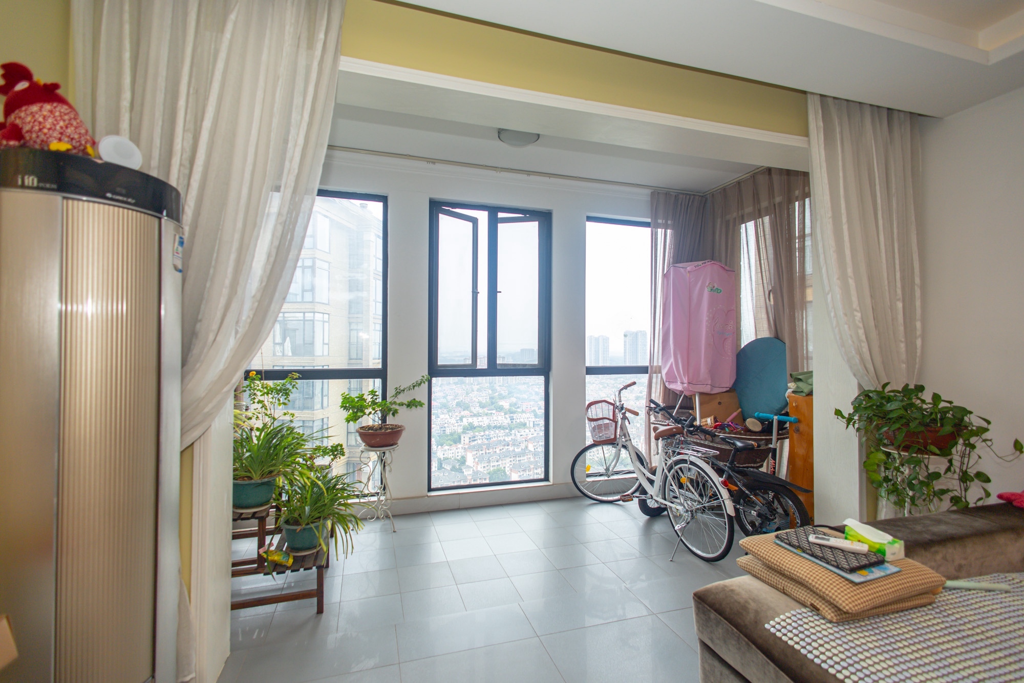 松雅湖金岸 3室2厅2卫 106.0万 松雅湖金岸 3室2厅2卫 106.0万阳台