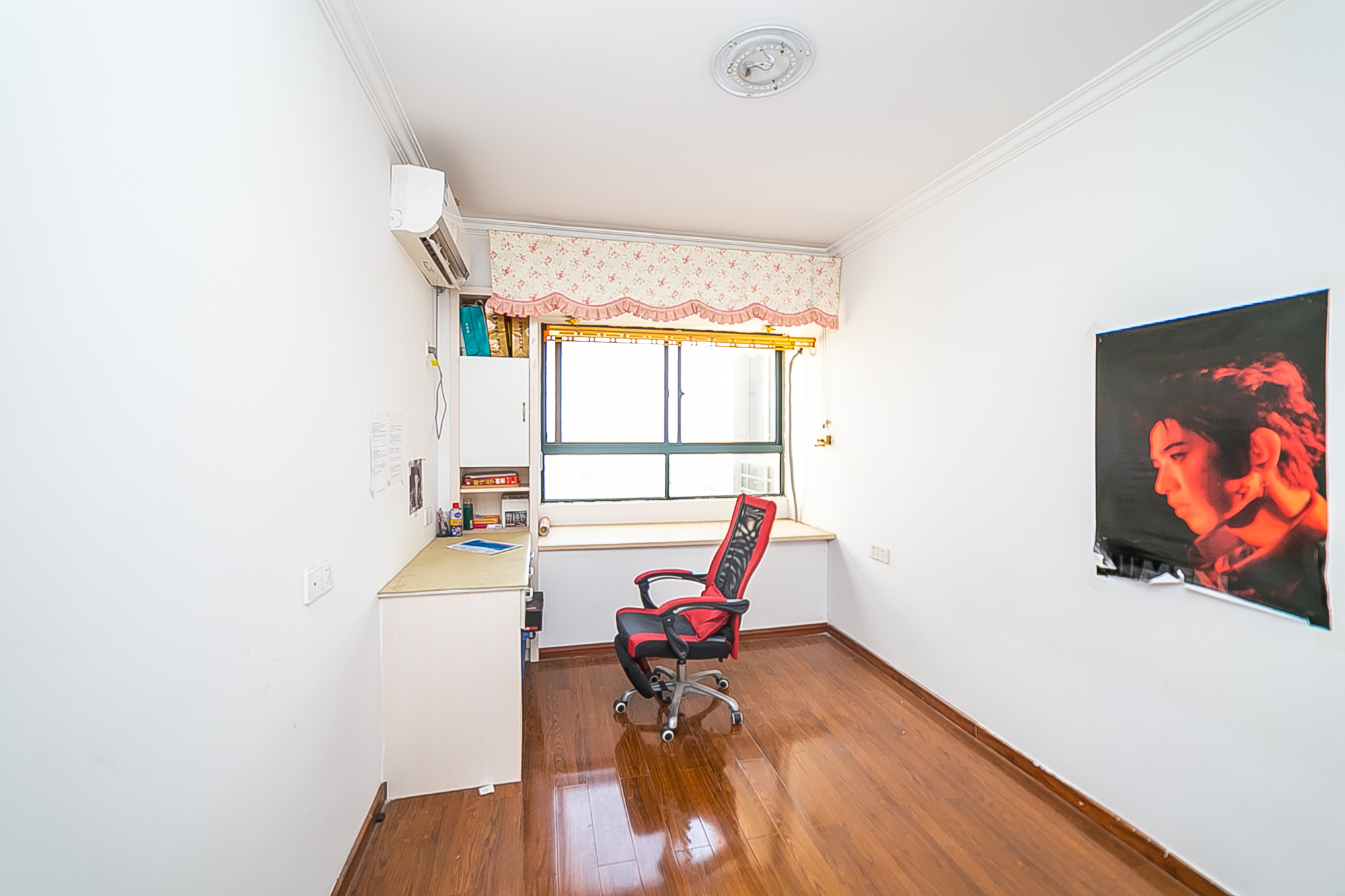 湘江锦绣  3室2厅2卫    106.0万 湘江锦绣  3室2厅2卫    106.0万卧室