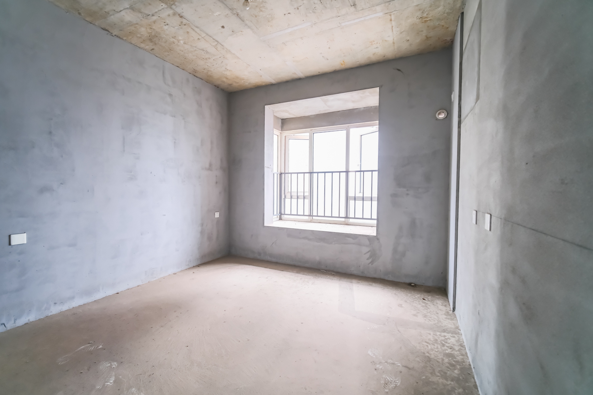 荣盛花语城 3室2厅1卫 55.0万 荣盛花语城 3室2厅1卫 55.0万卧室