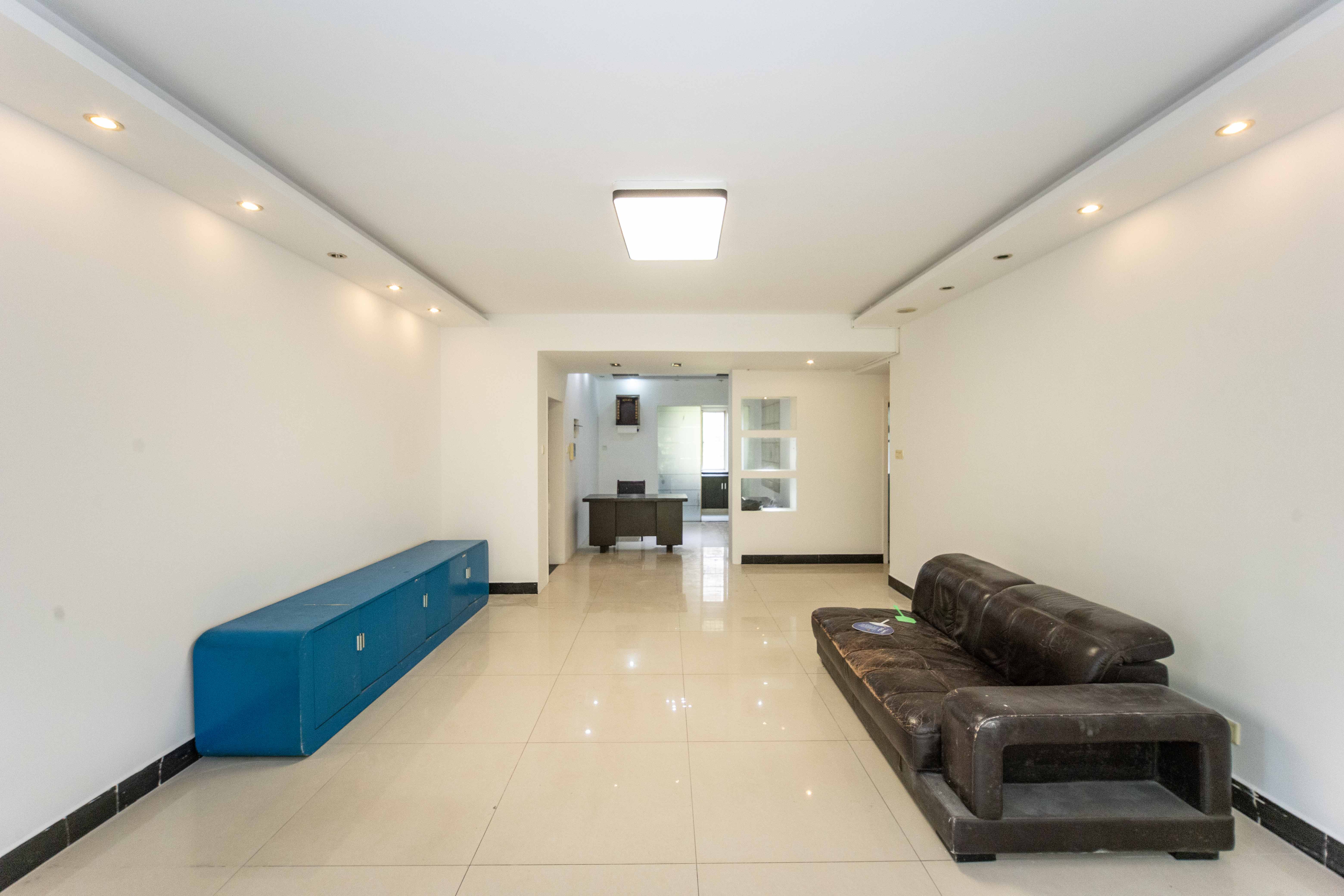 上河国际C区  4室2厅1卫    128.0万 上河国际C区  4室2厅1卫    128.0万