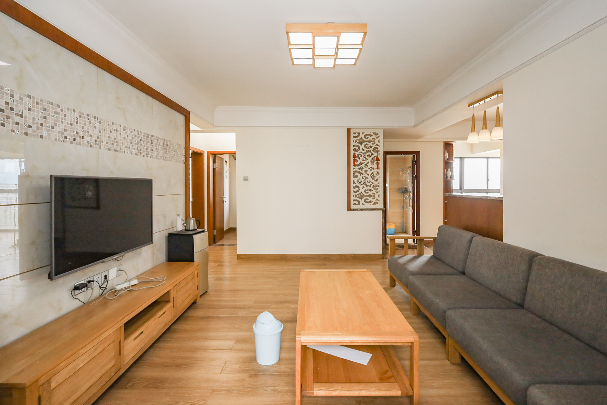 钰龙天下二期(钰龙佳园) 3室2厅1卫 243.0万 钰龙天下二期(钰龙佳园) 3室2厅1卫 243.0万客厅