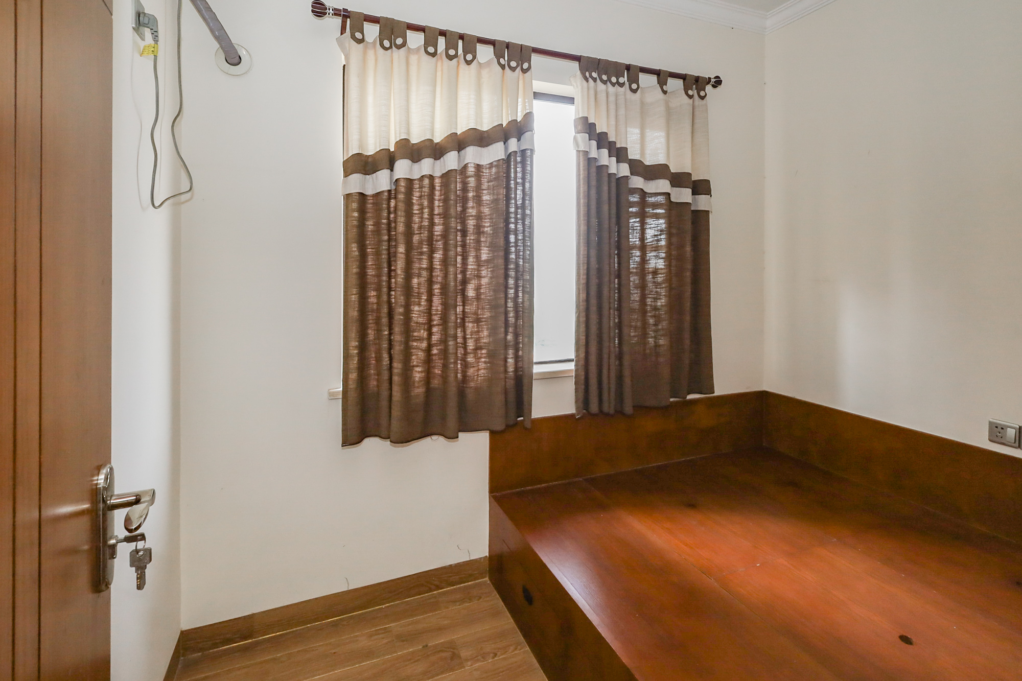 钰龙天下二期(钰龙佳园) 3室2厅1卫 243.0万 钰龙天下二期(钰龙佳园) 3室2厅1卫 243.0万卧室