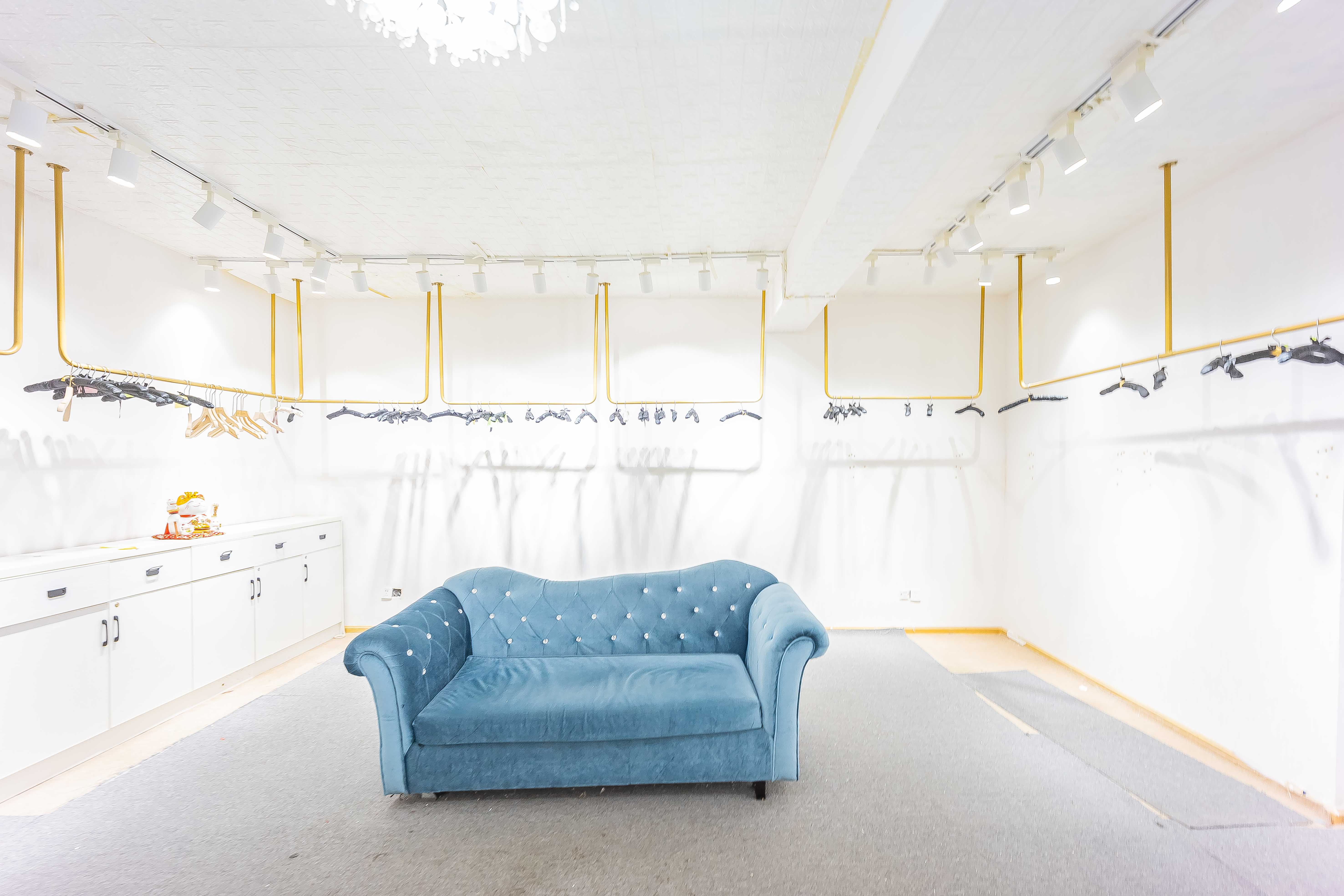 摩天一号  1室1厅1卫    36.0万 摩天一号  1室1厅1卫    36.0万客厅