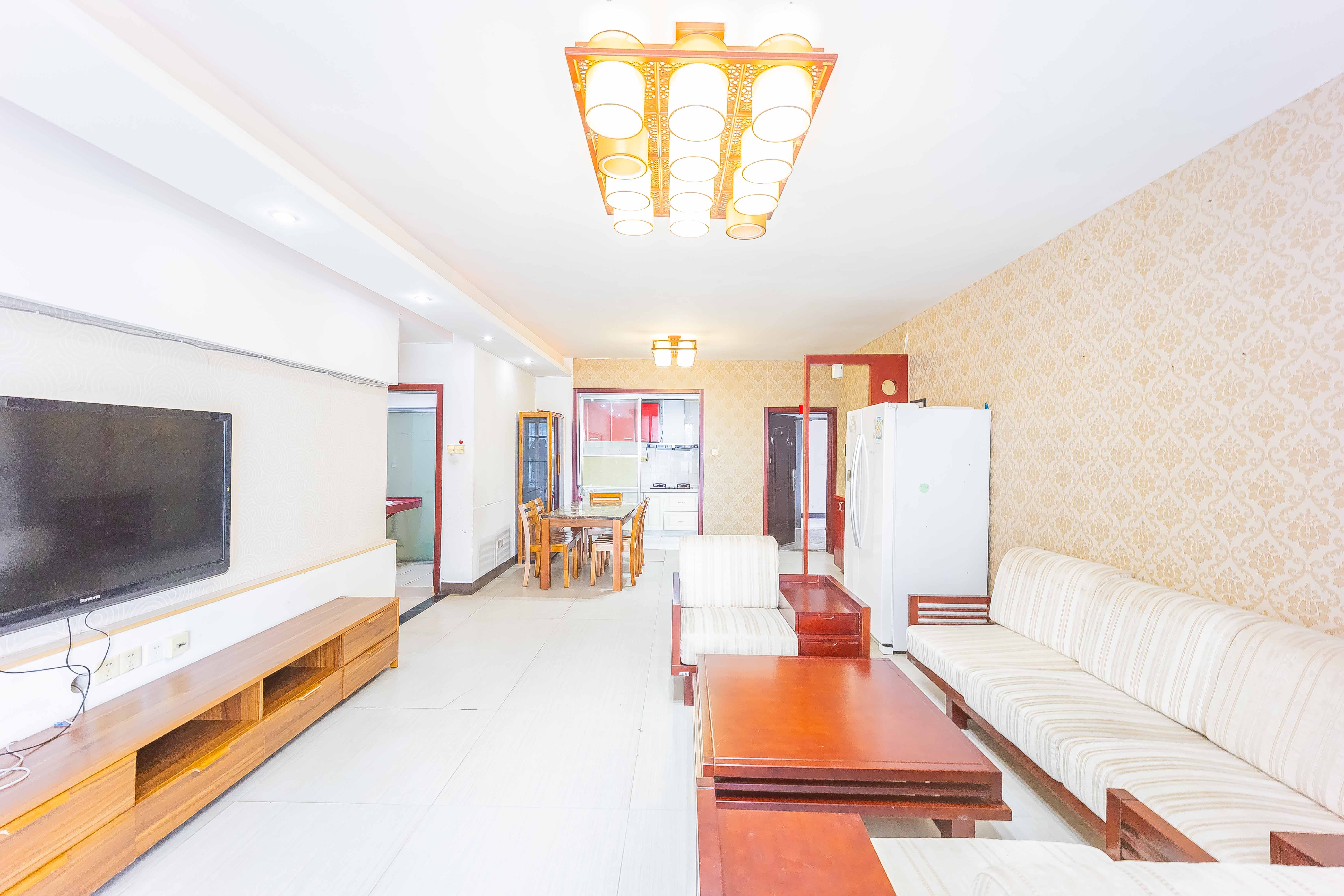 中天枫景园  3室2厅2卫    240.0万 中天枫景园  3室2厅2卫    240.0万