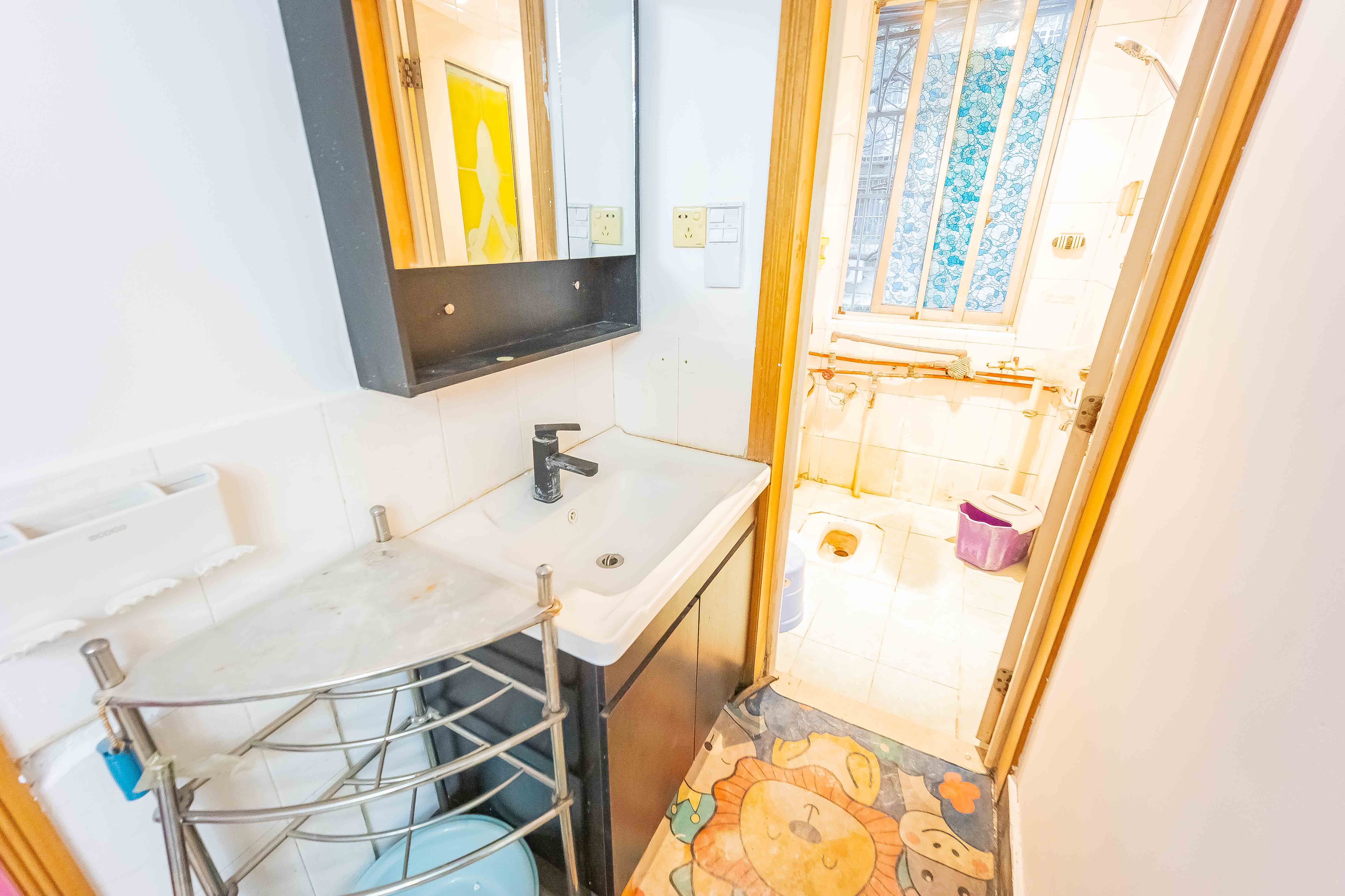 金泰小区  2室2厅2卫    68.0万 金泰小区  2室2厅2卫    68.0万卫生间