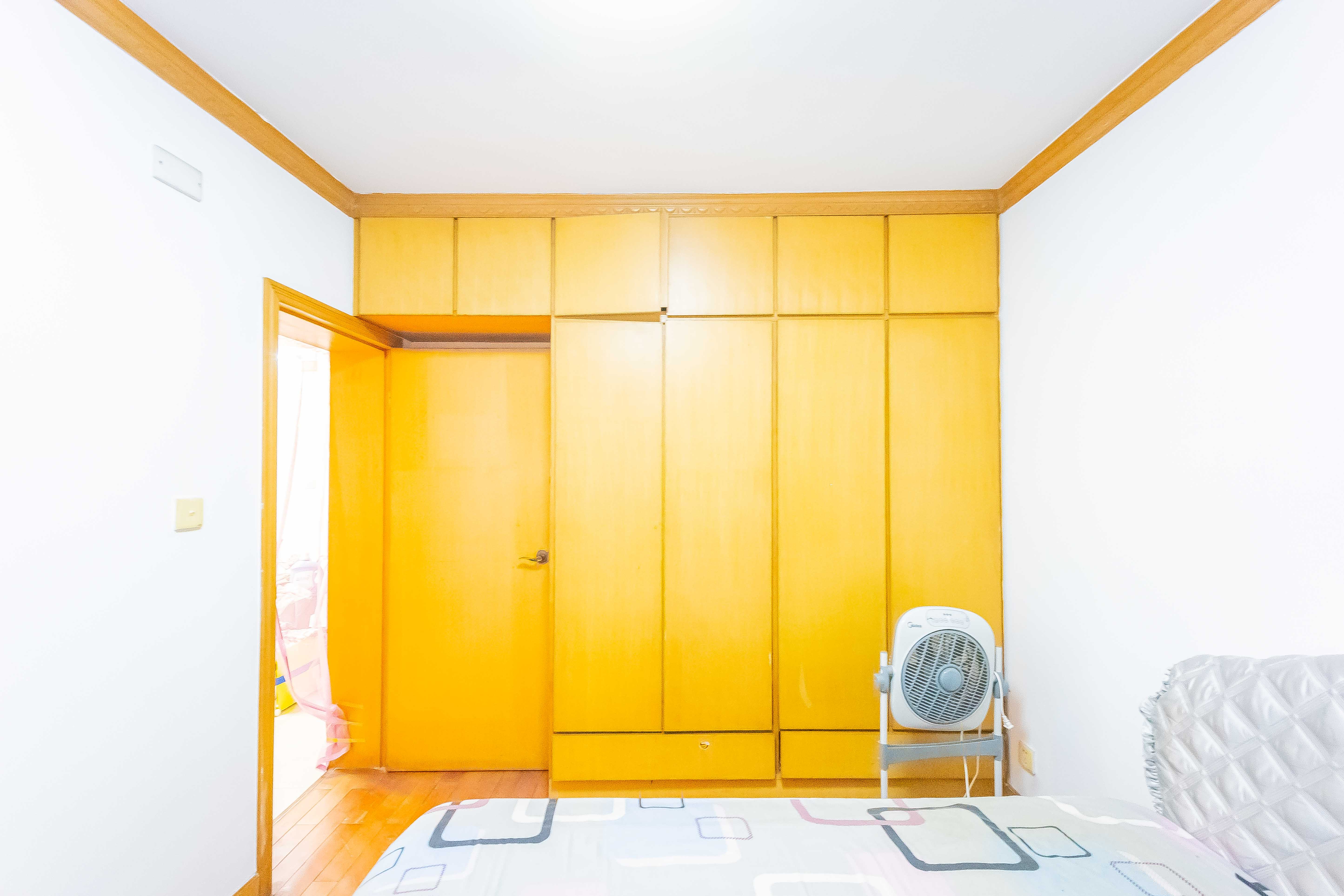 金泰小区  2室2厅2卫    68.0万 金泰小区  2室2厅2卫    68.0万卧室