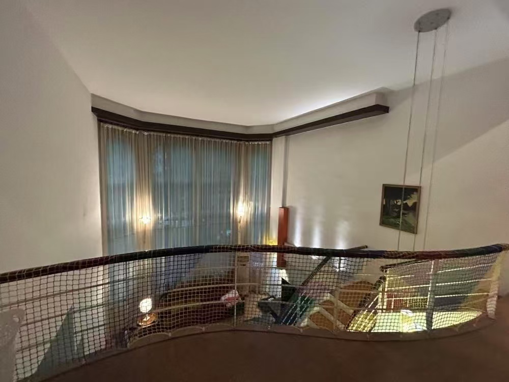 珠江花园 5室2厅3卫 290.0万 珠江花园 5室2厅3卫 290.0万室内图