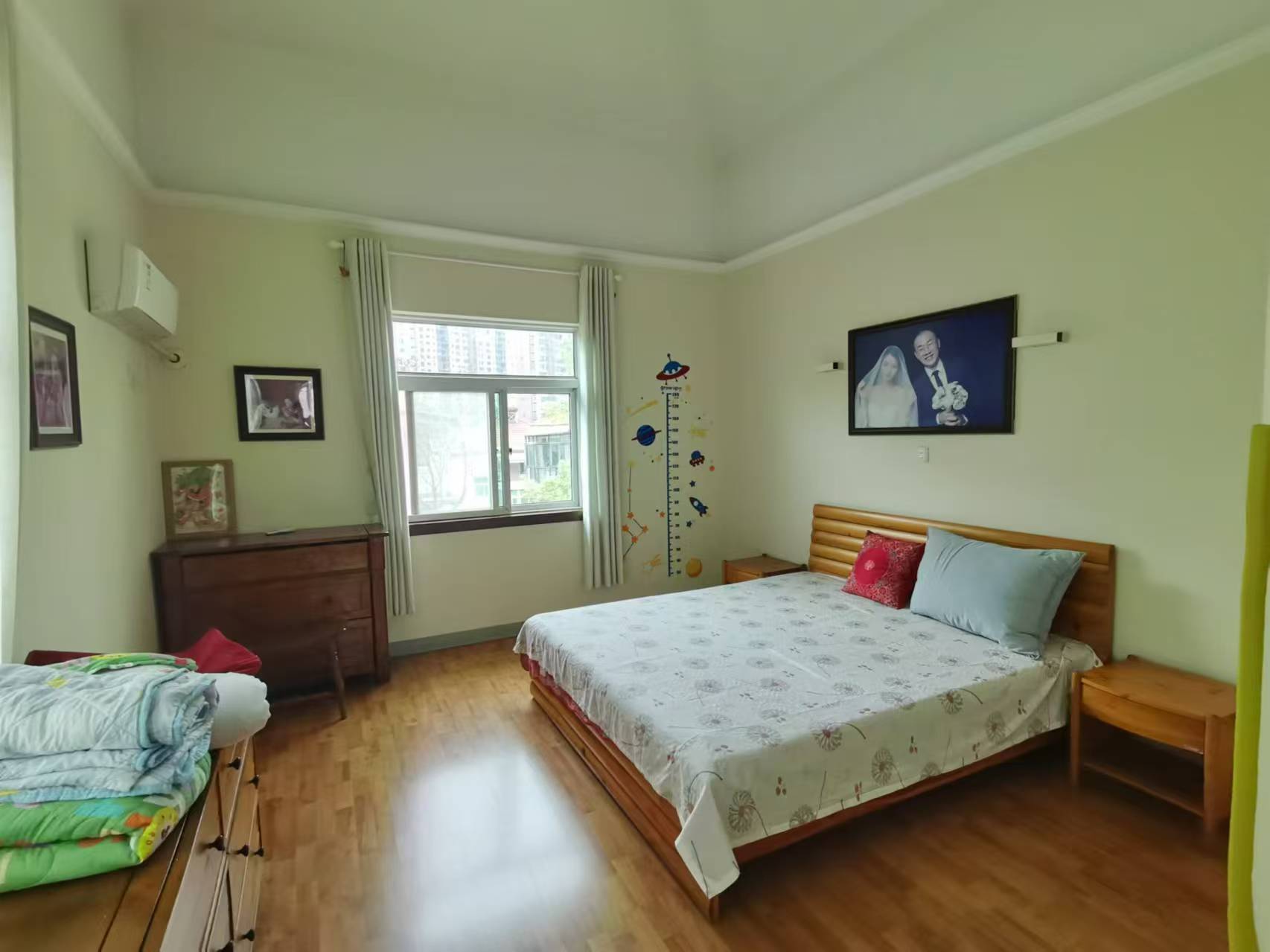 珠江花园 5室2厅3卫 290.0万 珠江花园 5室2厅3卫 290.0万室内图