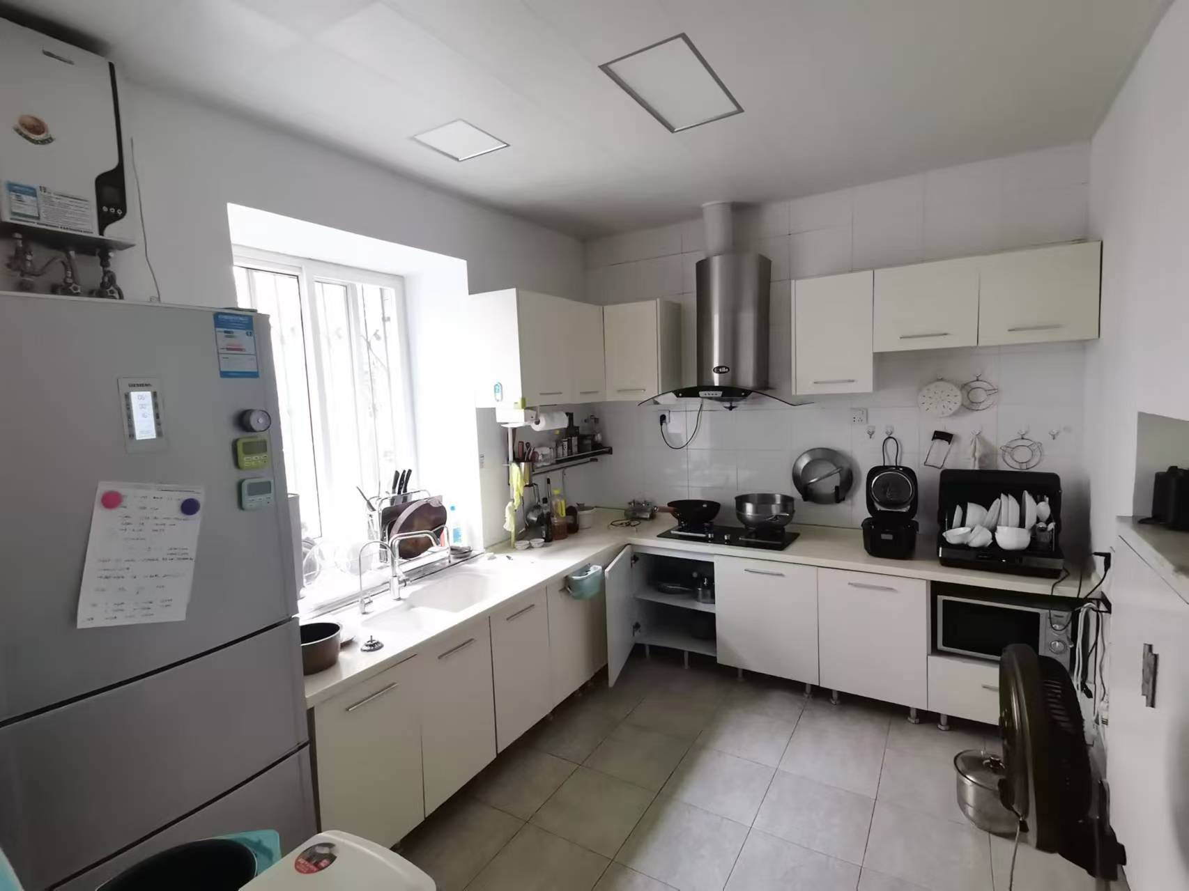 珠江花园 5室2厅3卫 290.0万 珠江花园 5室2厅3卫 290.0万室内图