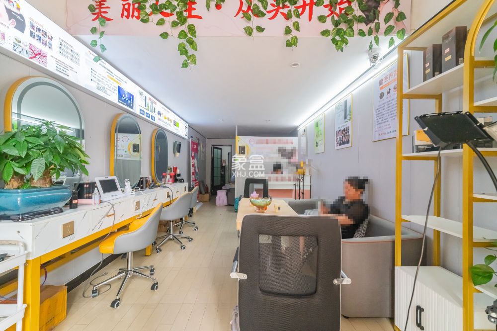 恒大翡翠華庭   40.0㎡     62.00萬