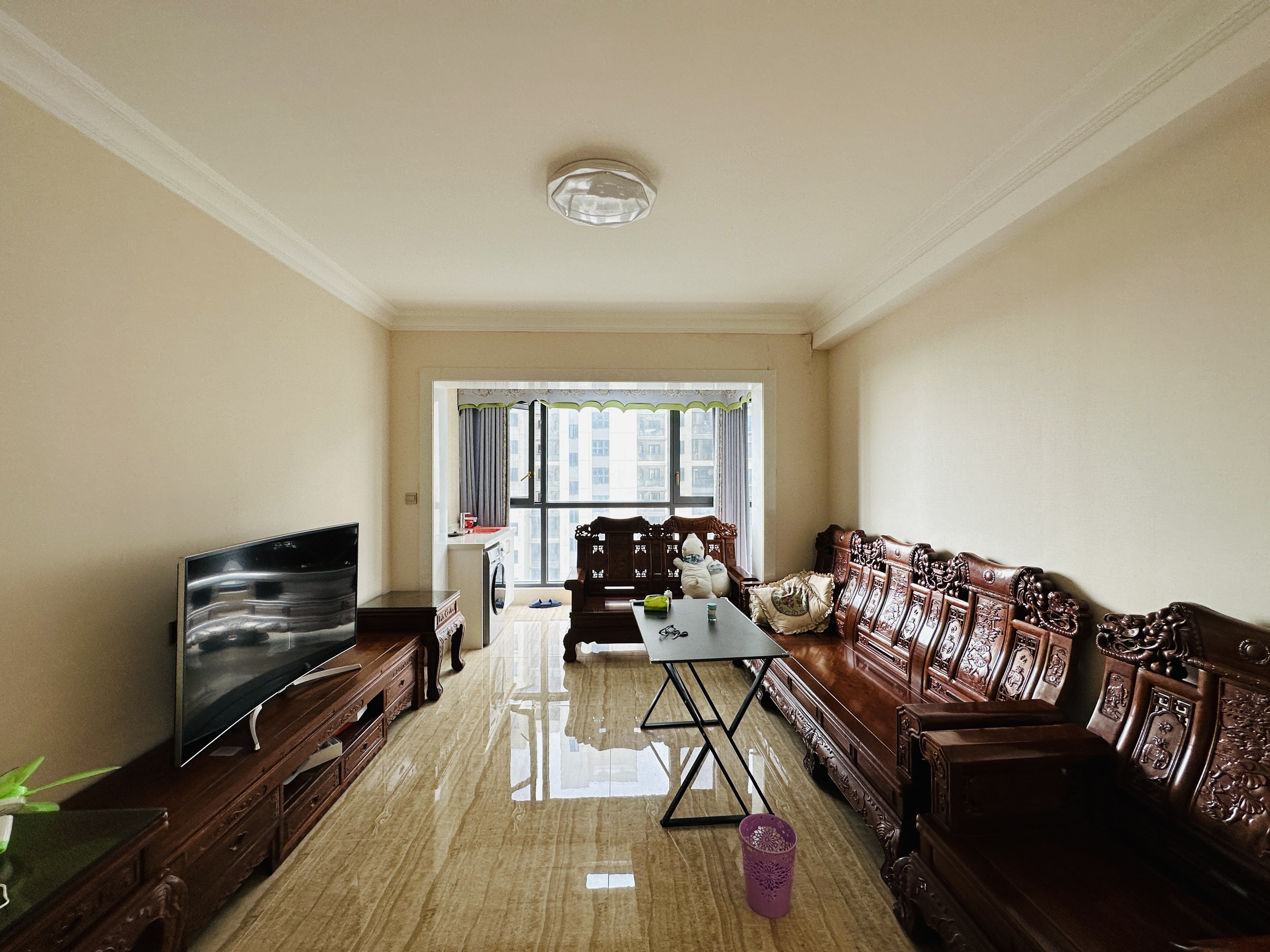 滨江名苑(滨江路) 2室2厅1卫 115.0万 滨江名苑(滨江路) 2室2厅1卫 115.0万客厅