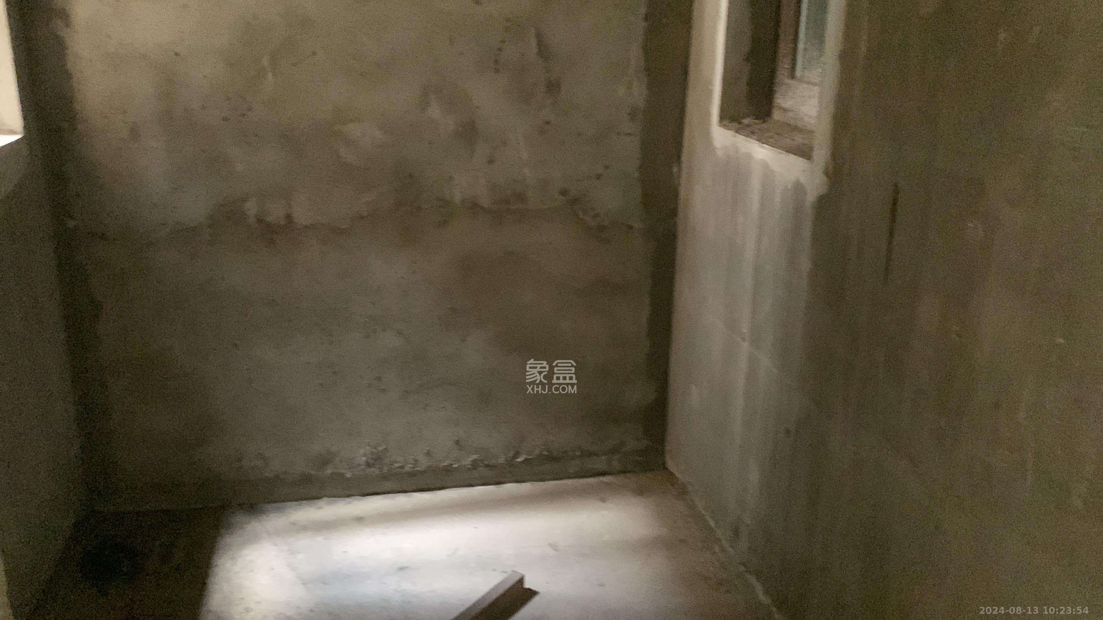 芙蓉万国城MOMA（卓越汇富苑）  4室2厅3卫   2000.00元/月室内图