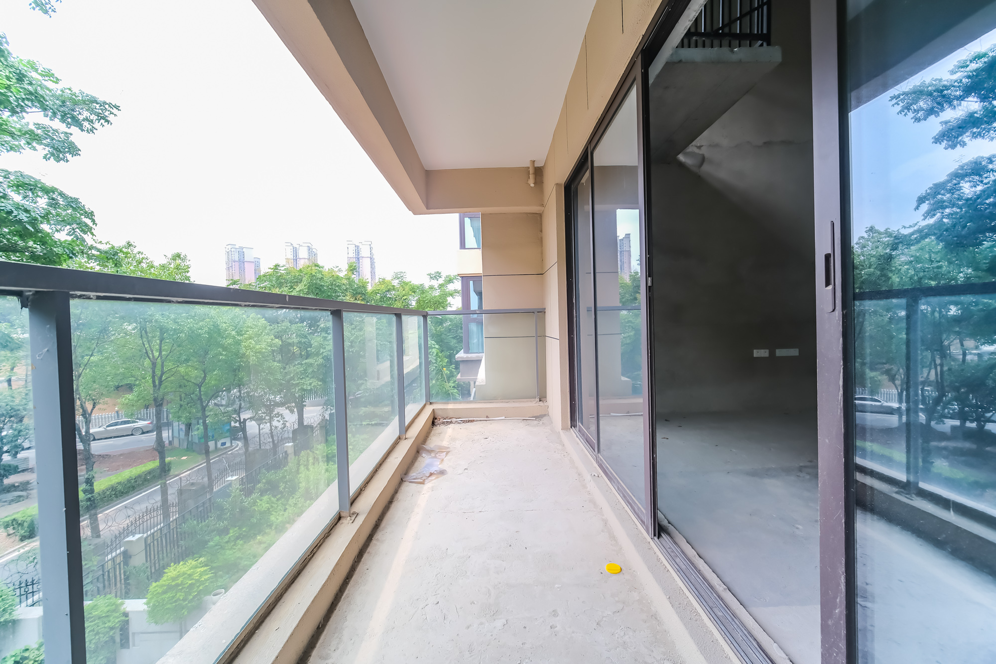 合能枫丹新里  4室2厅2卫    136.8万 合能枫丹新里  4室2厅2卫    136.8万阳台