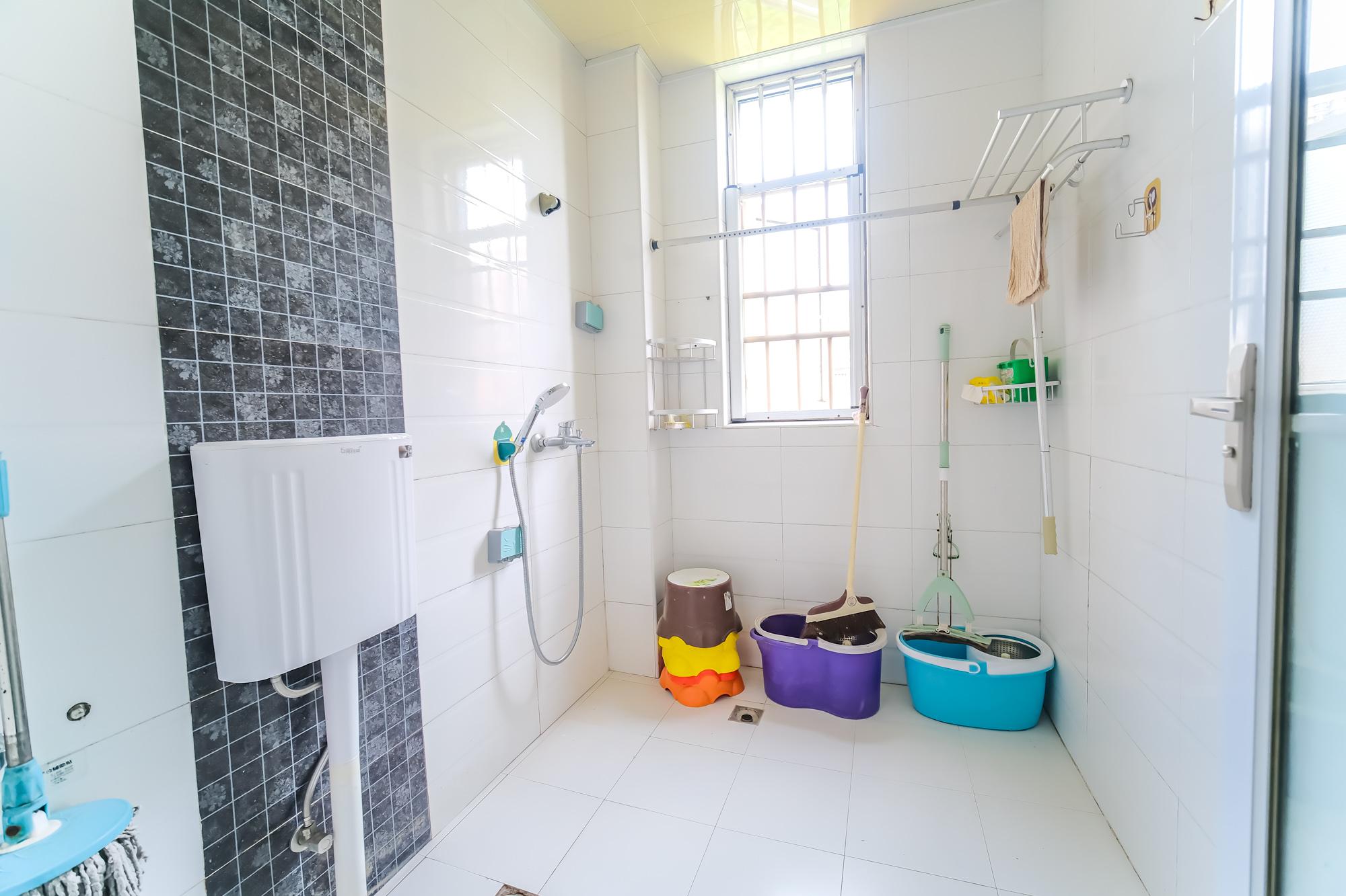 山水湾  2室1厅1卫    45.0万 山水湾  2室1厅1卫    45.0万卫生间